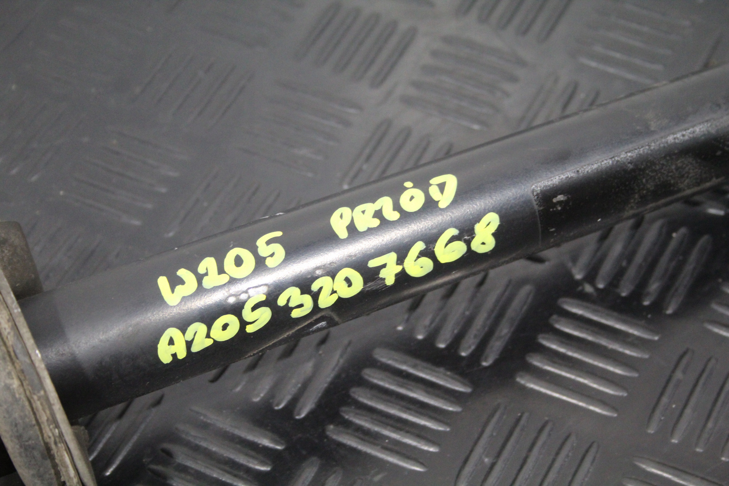 shock absorber front C-KLASA W205 AMG A2053207668