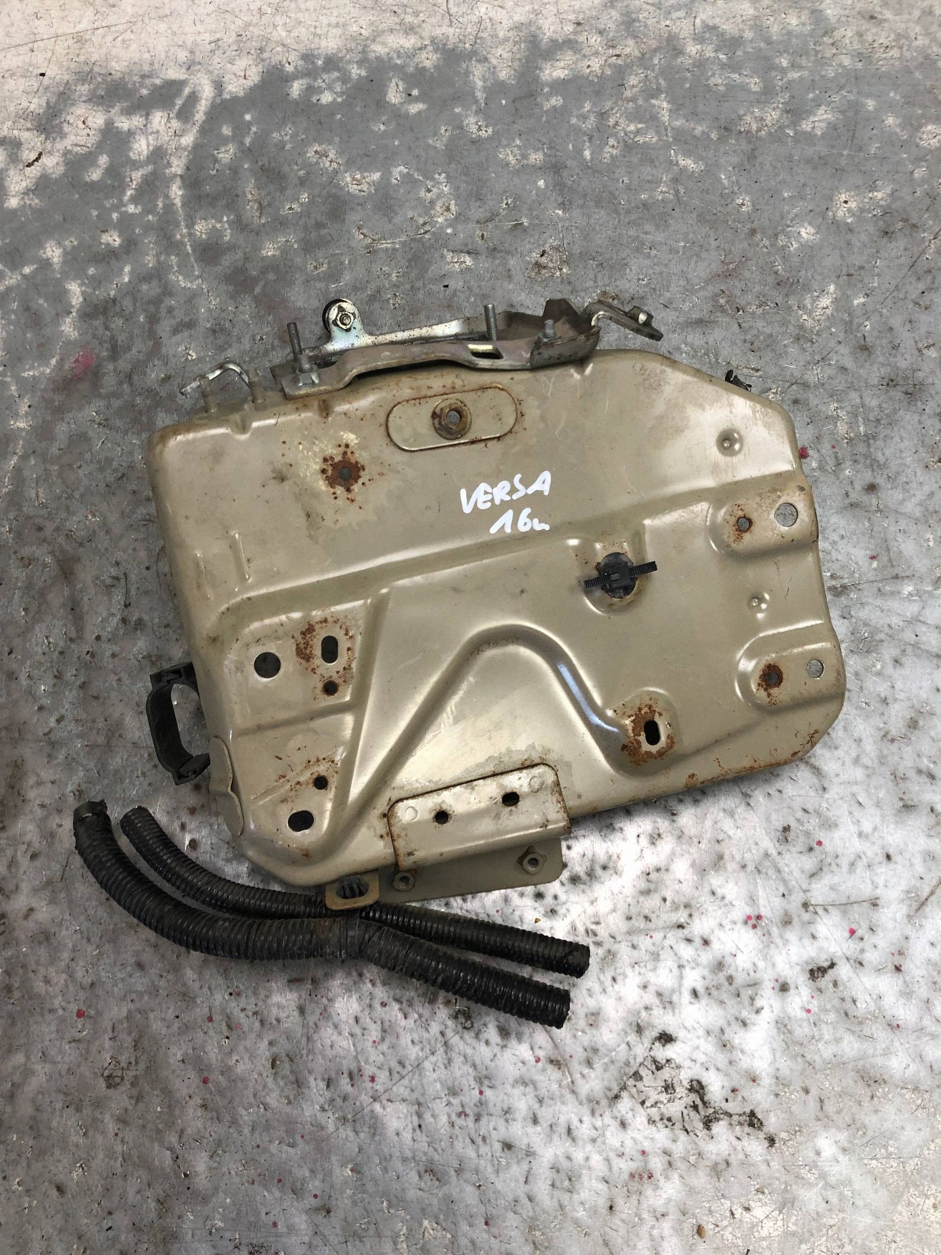 porta per batteria NISSAN VERSA berlina