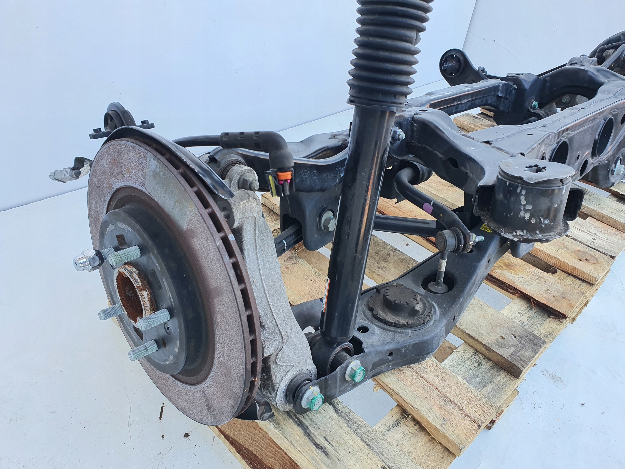 Hyundai Santa Fe IV 2.2 CRDI TYLNE ZAWIESZENIE TYŁ Typ samochodu 4x4/SUV Samochody osobowe