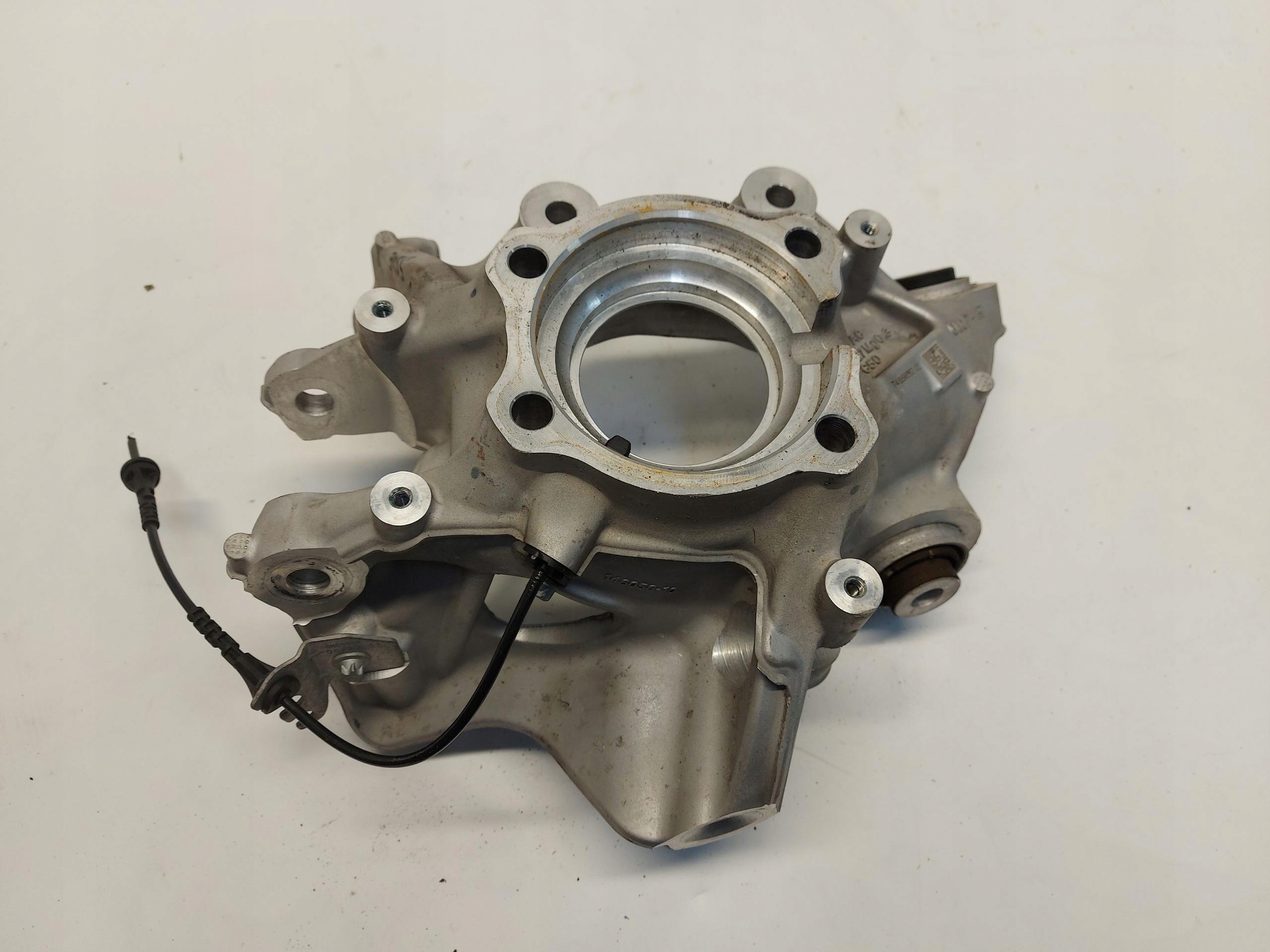 BMW 5 G60 530E swing wheels rear part right 6898364