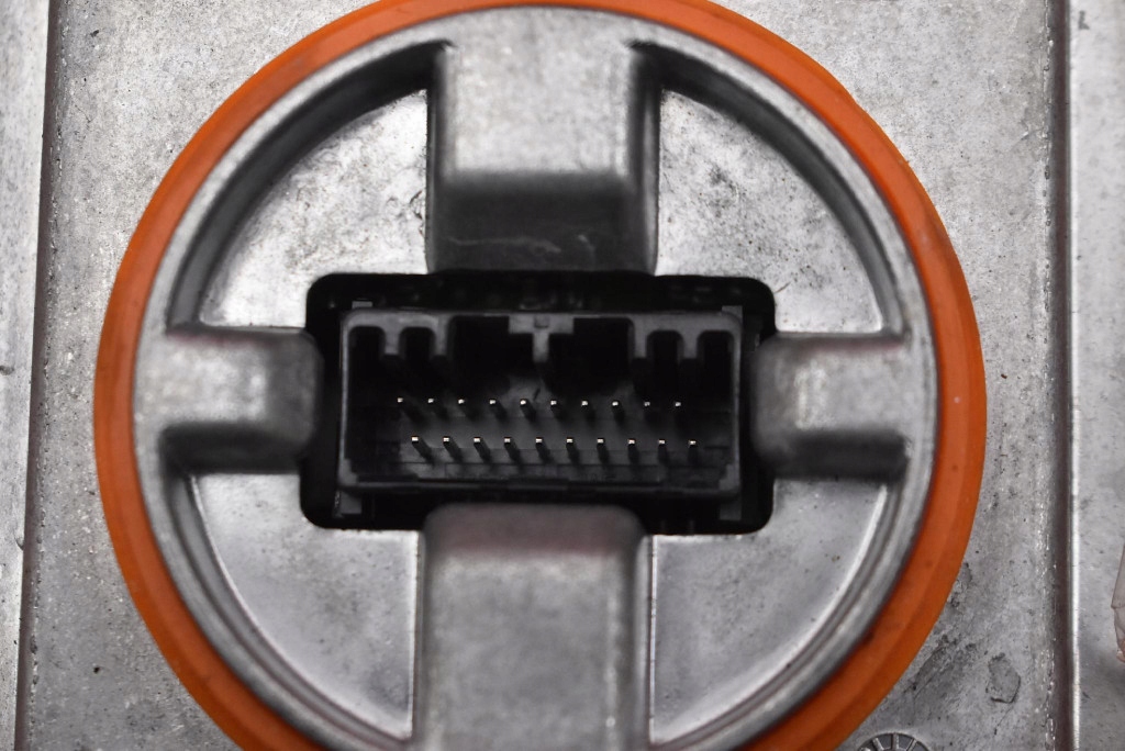 control unit XENON KSENON left 7342174 BMW X1 E84 LIFT 12-15