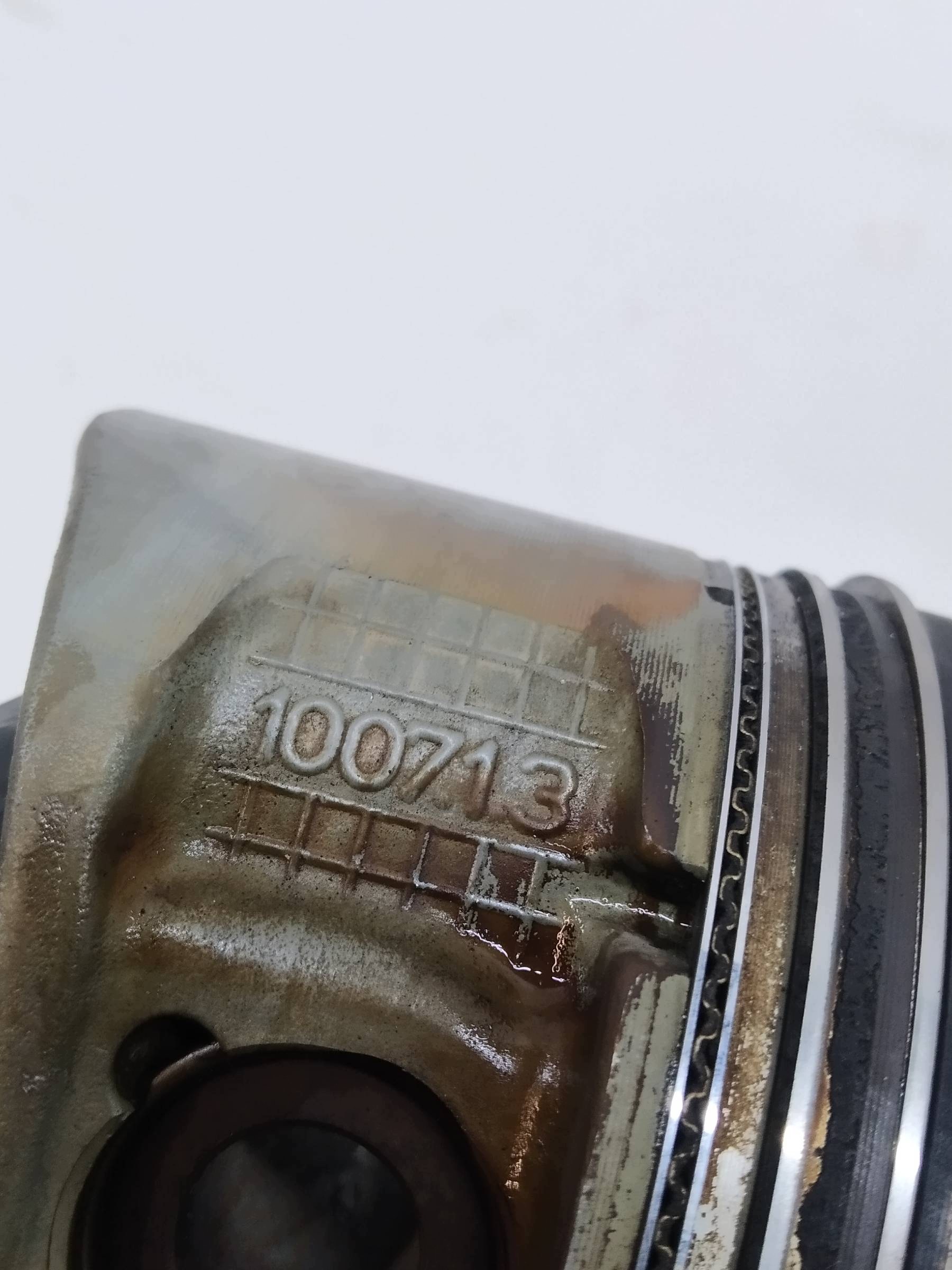 piston connecting rod 202.05 100713 2.0 TURBO Renault Laguna II (2000-2007)