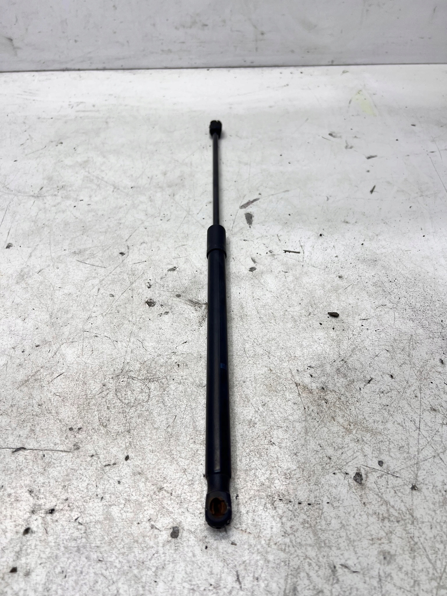 damper telescope bonnets AUDI Q7 4M 4M0827552A