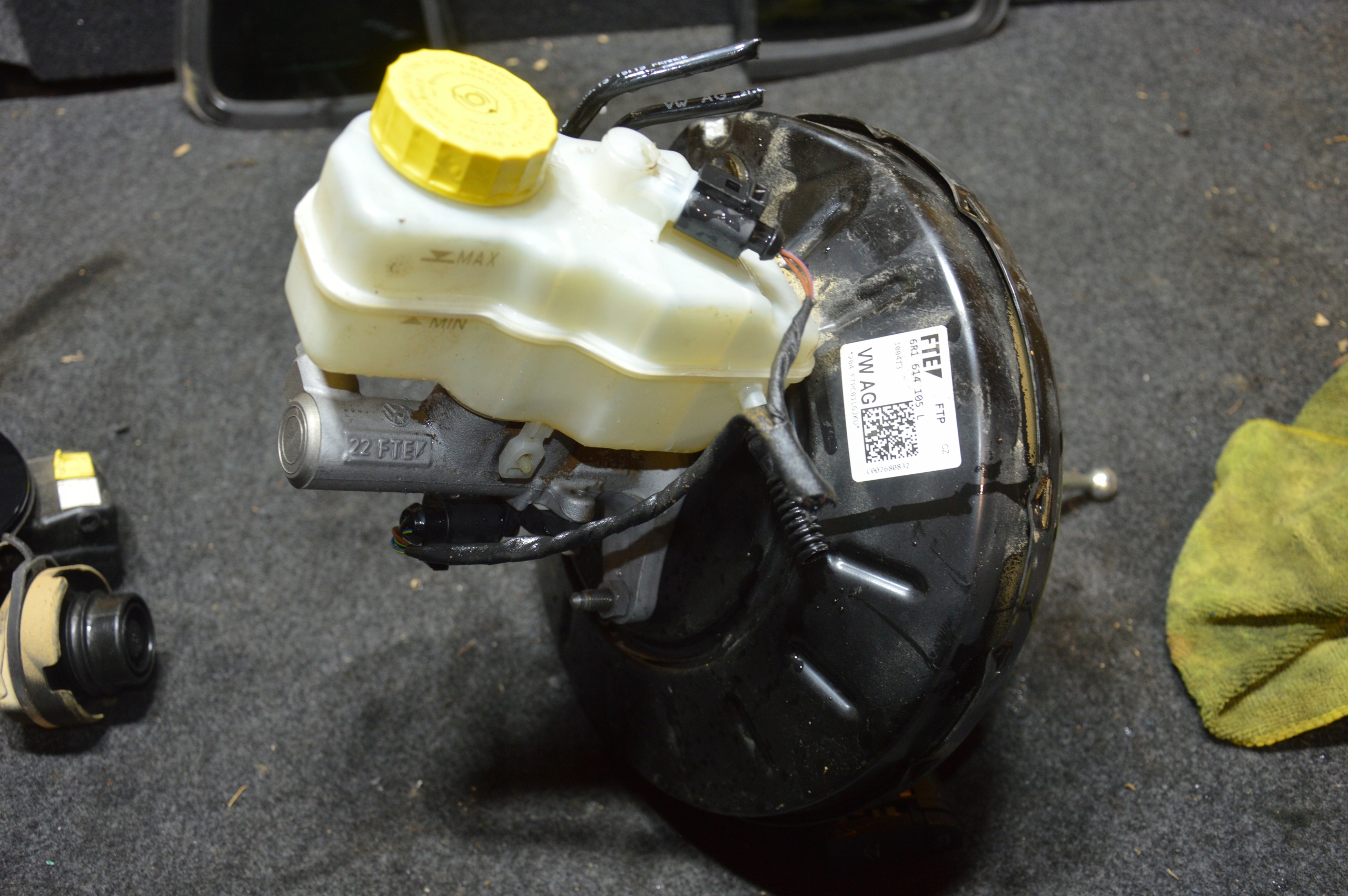 VW POLO V 6R серводвигун 6r1614105l