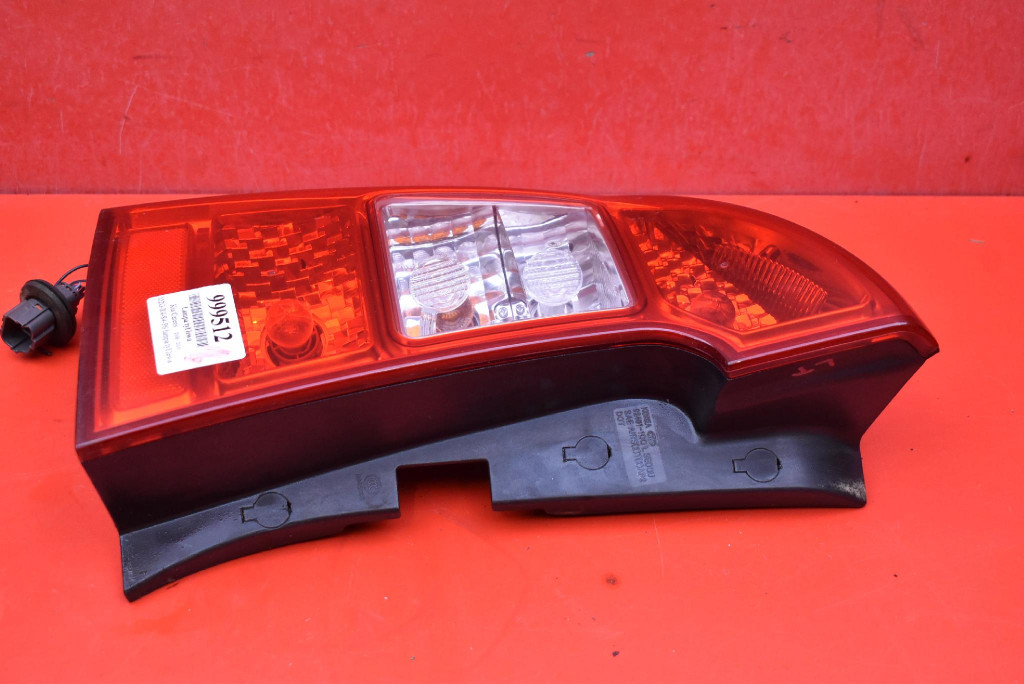 light left rear part rear 92401-1D0 KIA CARNES 3 III 06-10