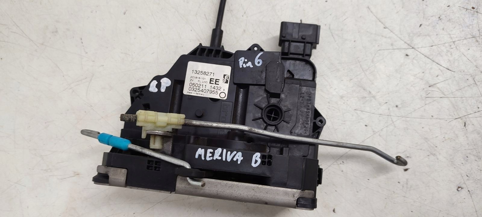 lock door front front left Opel Meriva B