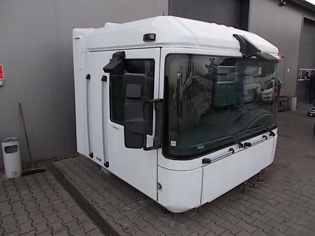 RENAULT MAGNUM 460 500 DXI KABINA KPL EURO 5 2007 Car type Trucks