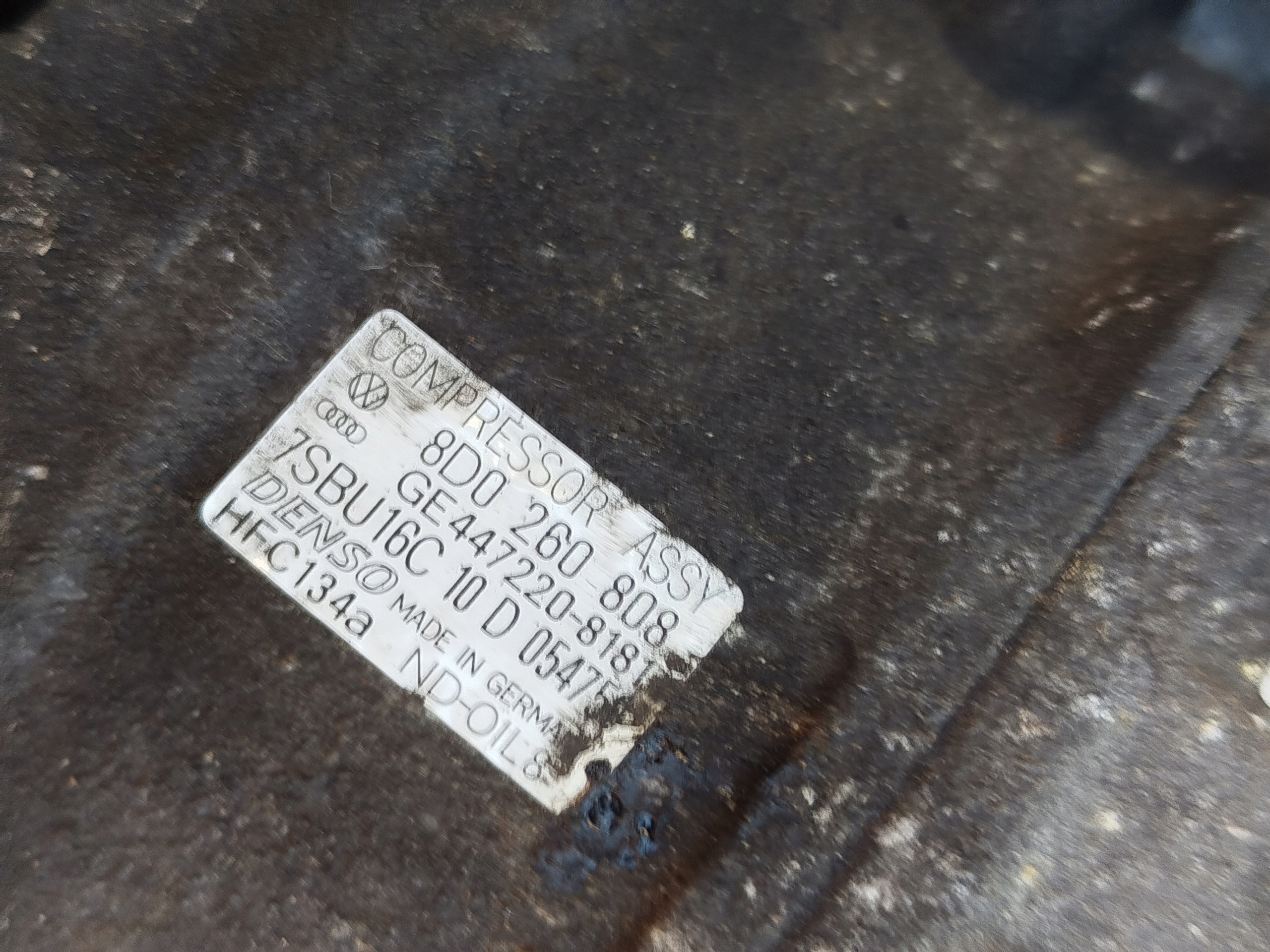 Компрессор кондиционера 8D0260808 Audi A4 B5 1.9tdi