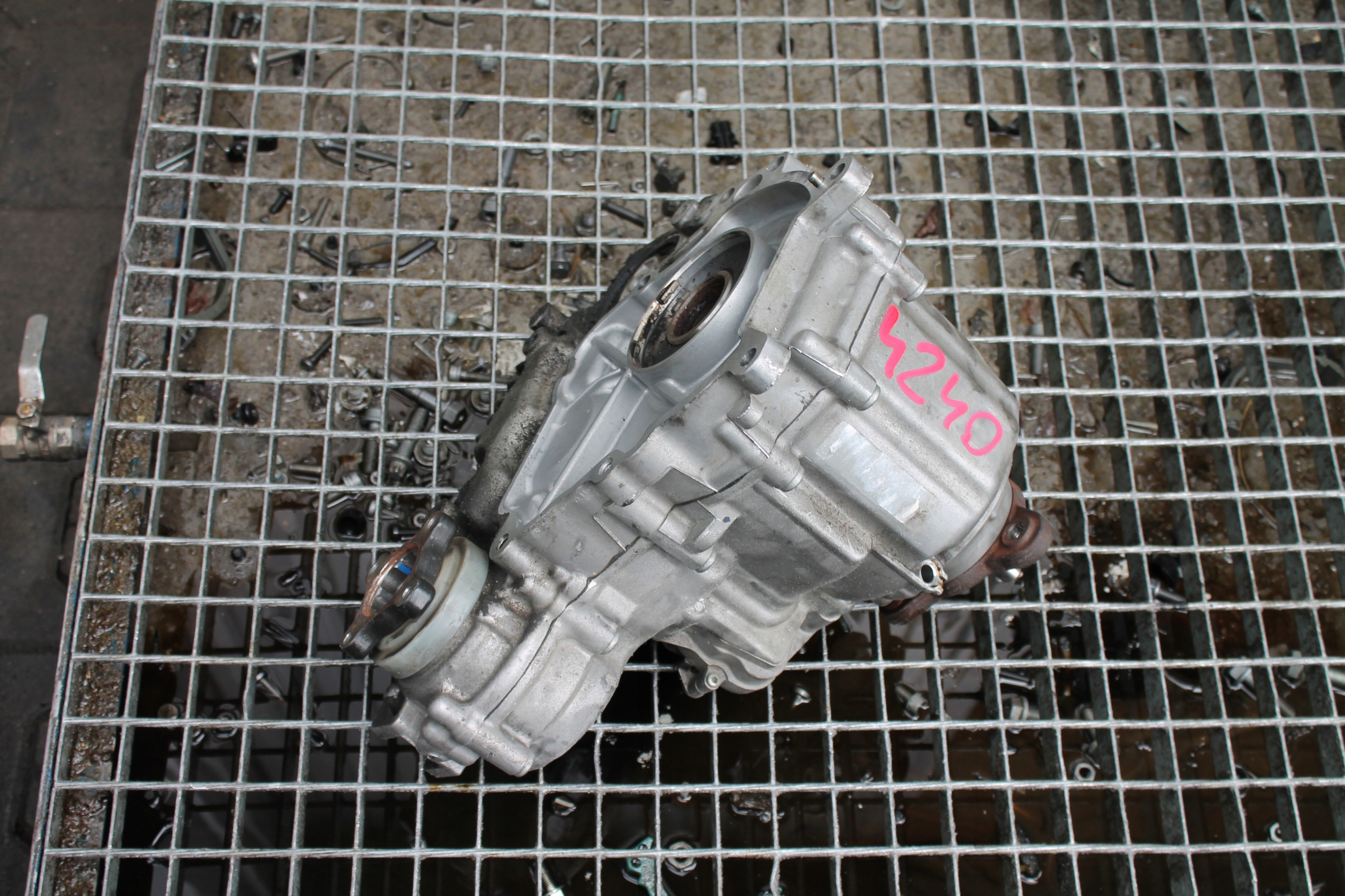 4240. REDUKTOR Getriebe getriebe BMW 8643149