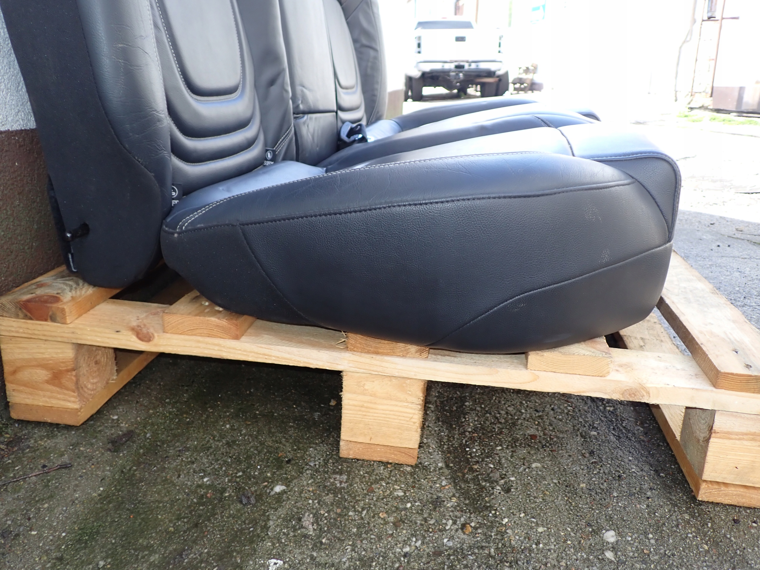 диван зад кожа CITROEN DS5 европа