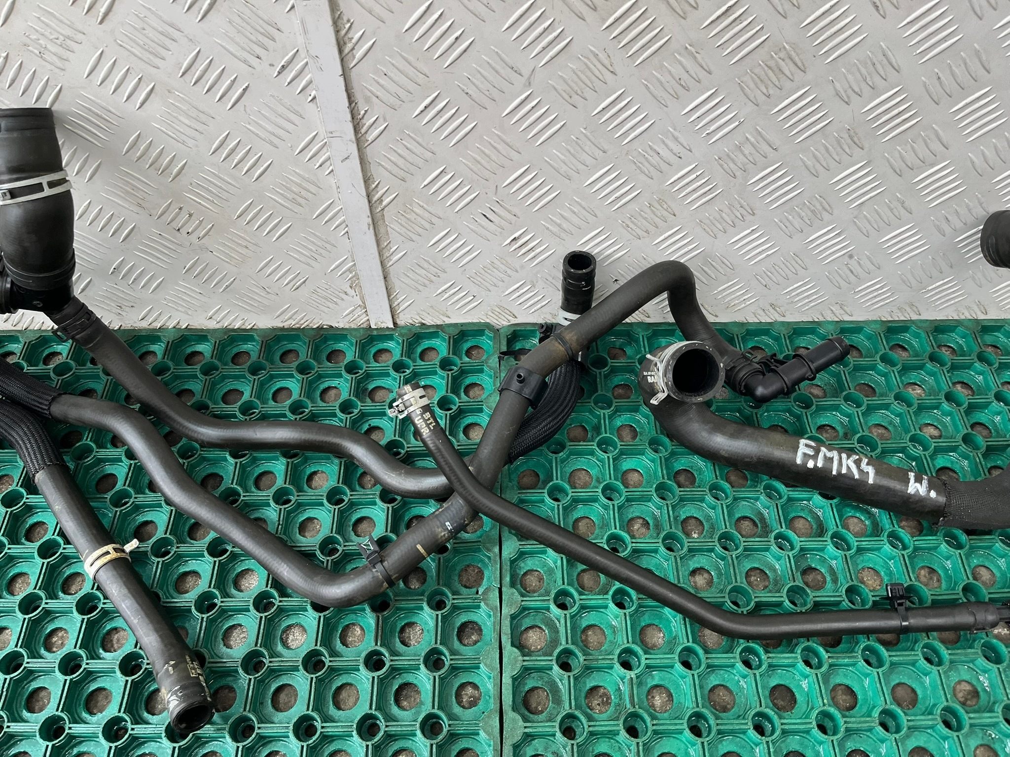 FORD FOCUS MK4 18-24 1.5 ECOBLUE tubi acqua tubi d’acqua KPL OE
