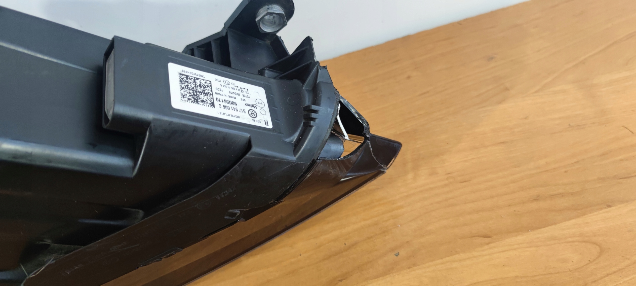 right light front REFLEKTOR VW GOLF SPORTSVAN 517