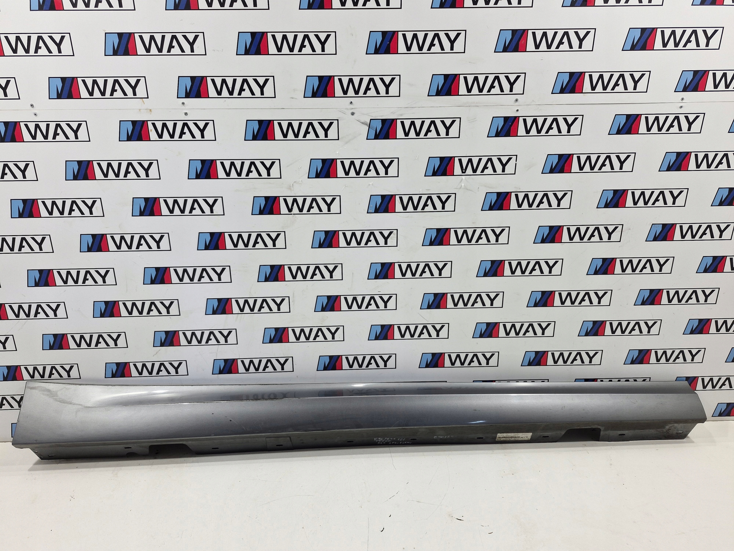 BMW E90 E91LCI cap moulding threshold right A52 SPACEGRAU