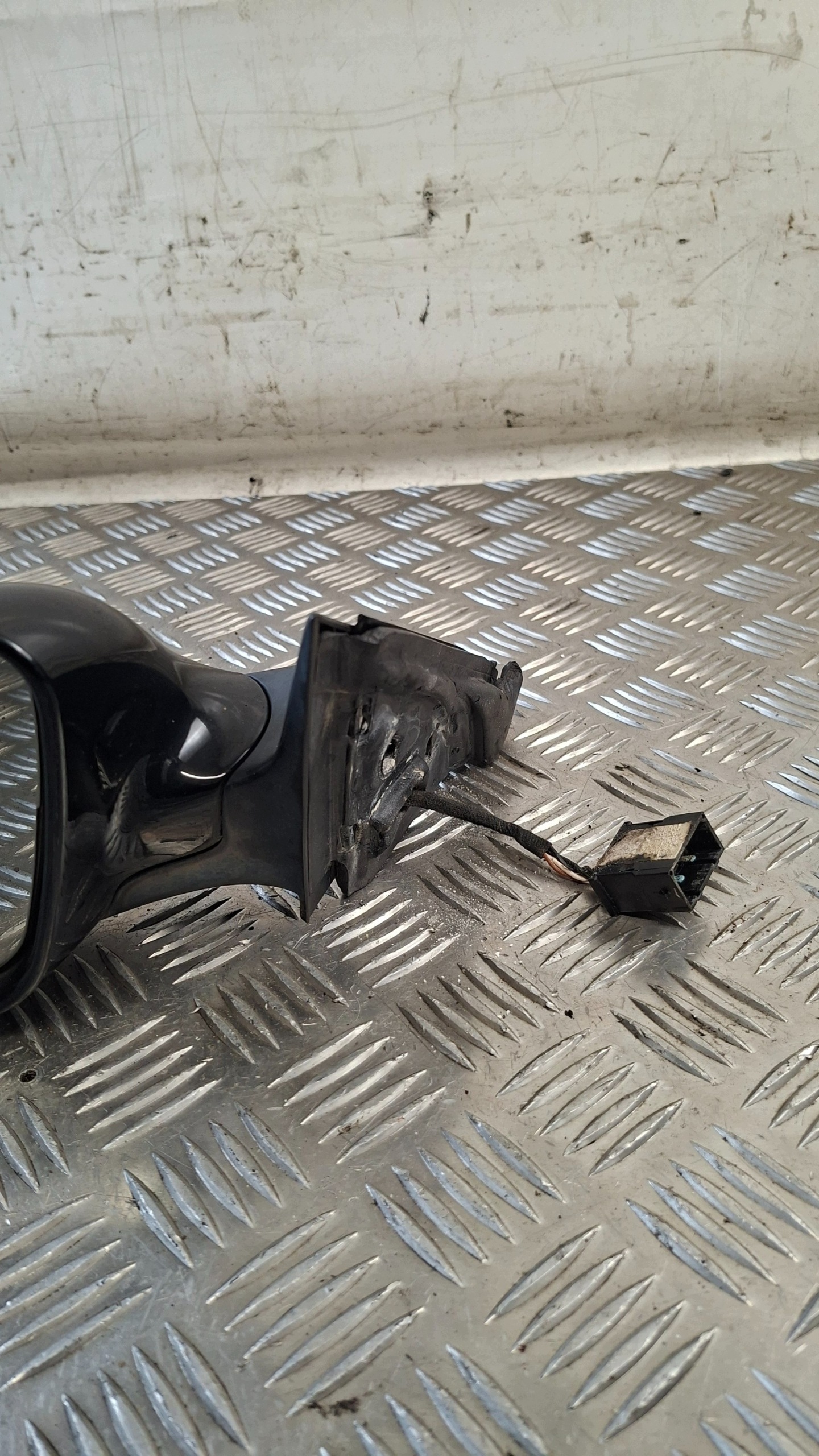 mirror left 5 PIN AUDI A3 8L LY9B