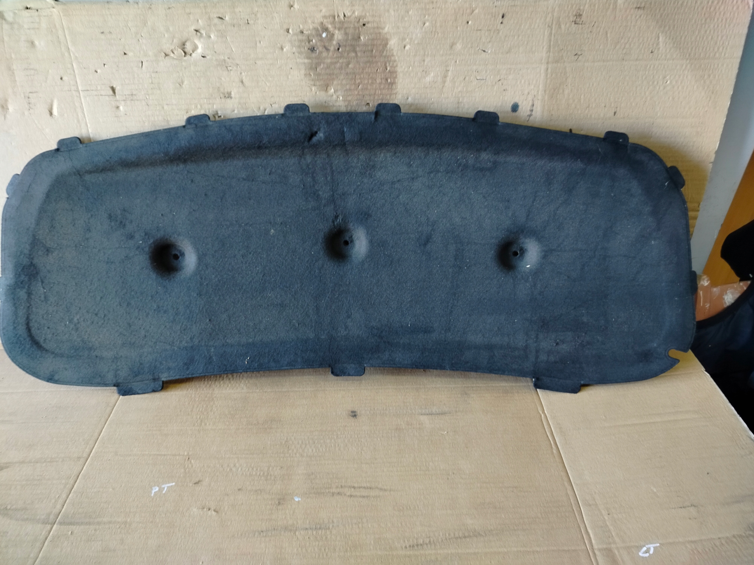Insonorisation du capot Opel Corsa E 13427588