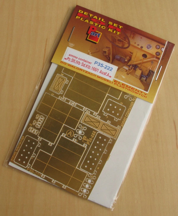 Part P35-222 1/35 Pz.Sfl.IVb Sd.Kfz.165/1 Ausf.A Ammo Container (Dragon)