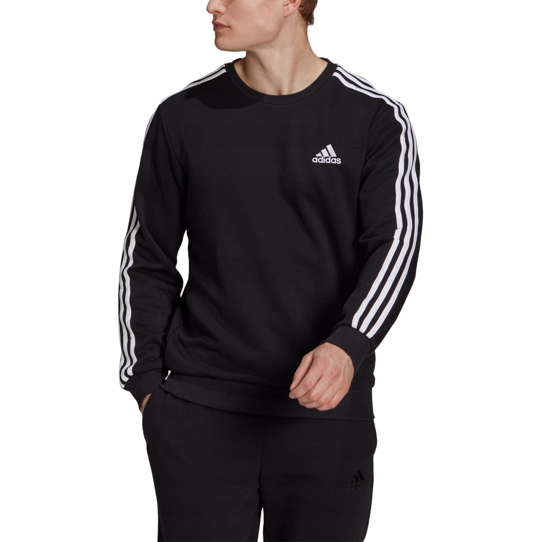 

Adidas Bluza Essential Crew GK9078 r S