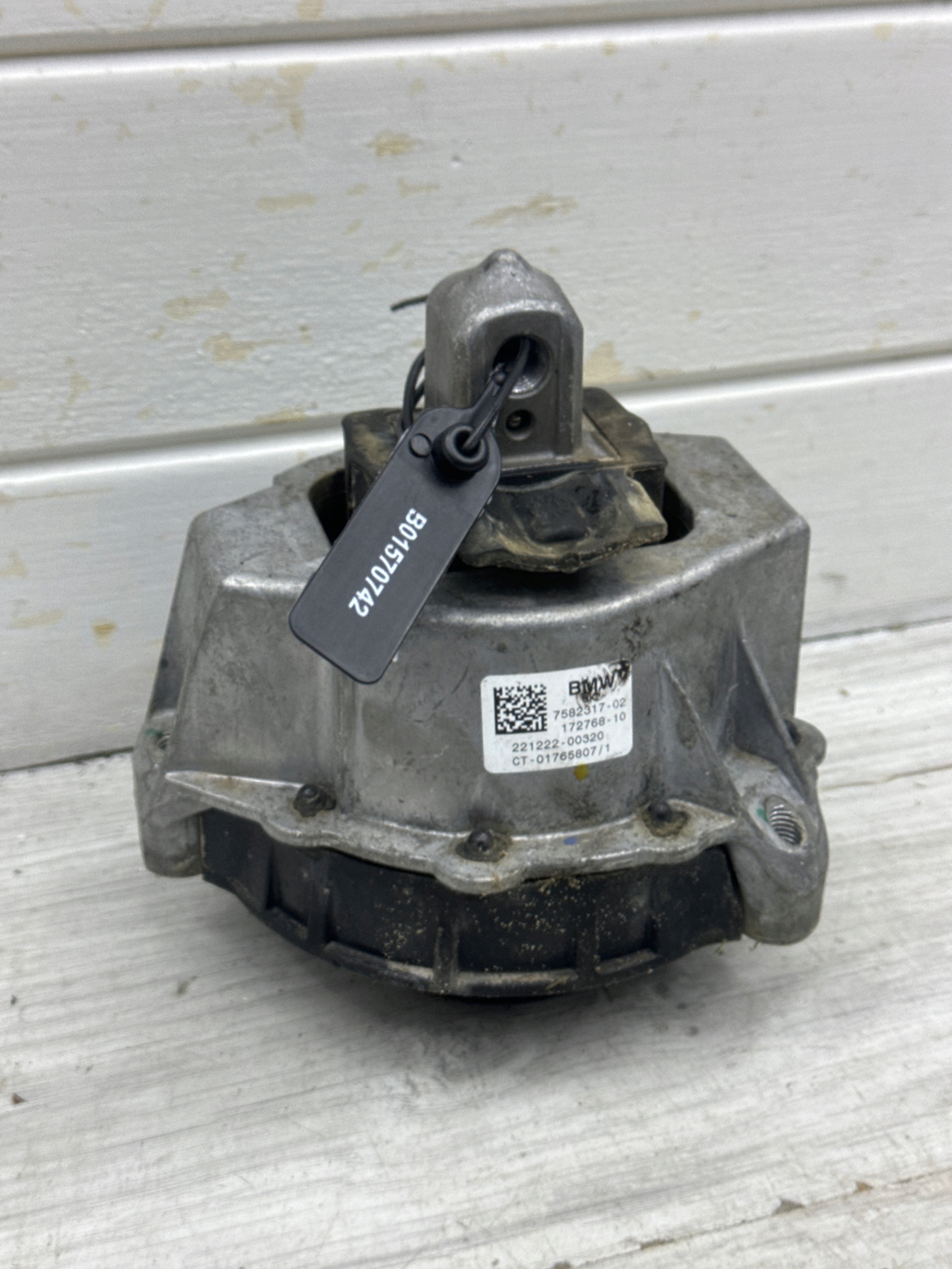 engine mount BMW 3 G20 G21 320D 7582317 left