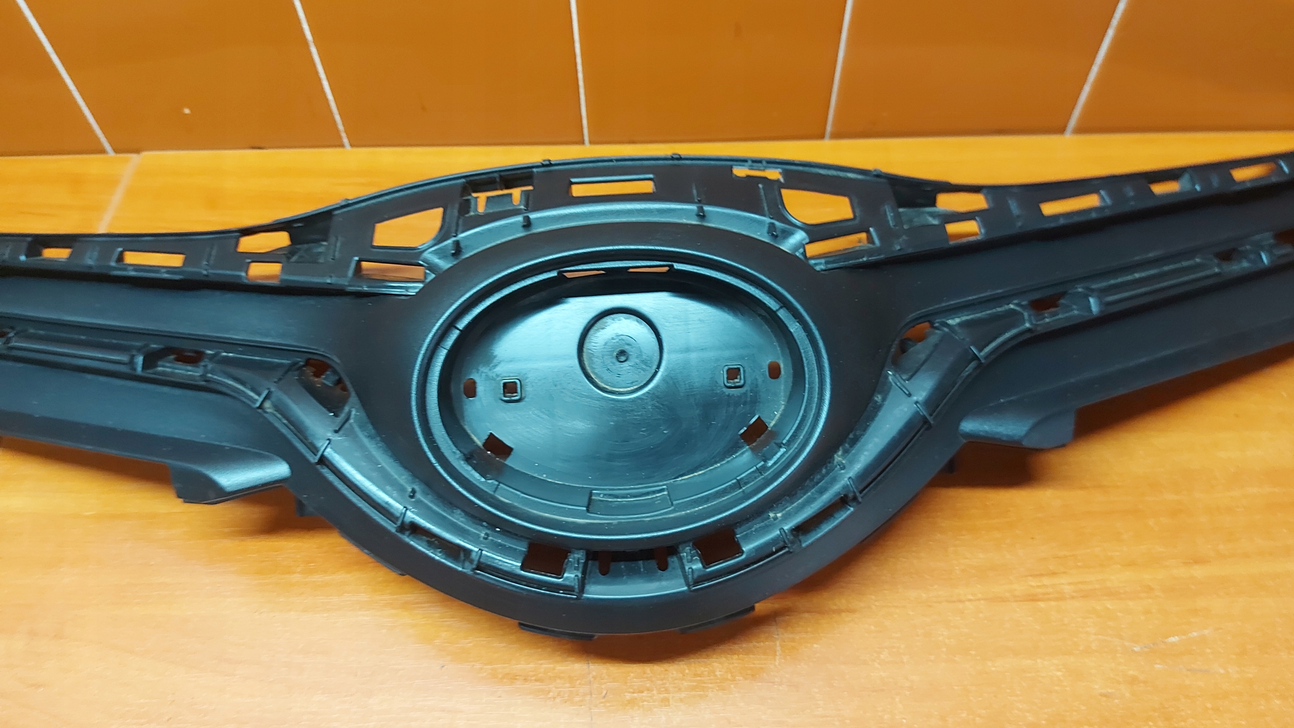 pillar support grill supports front front TOYOTA YARIS III 14