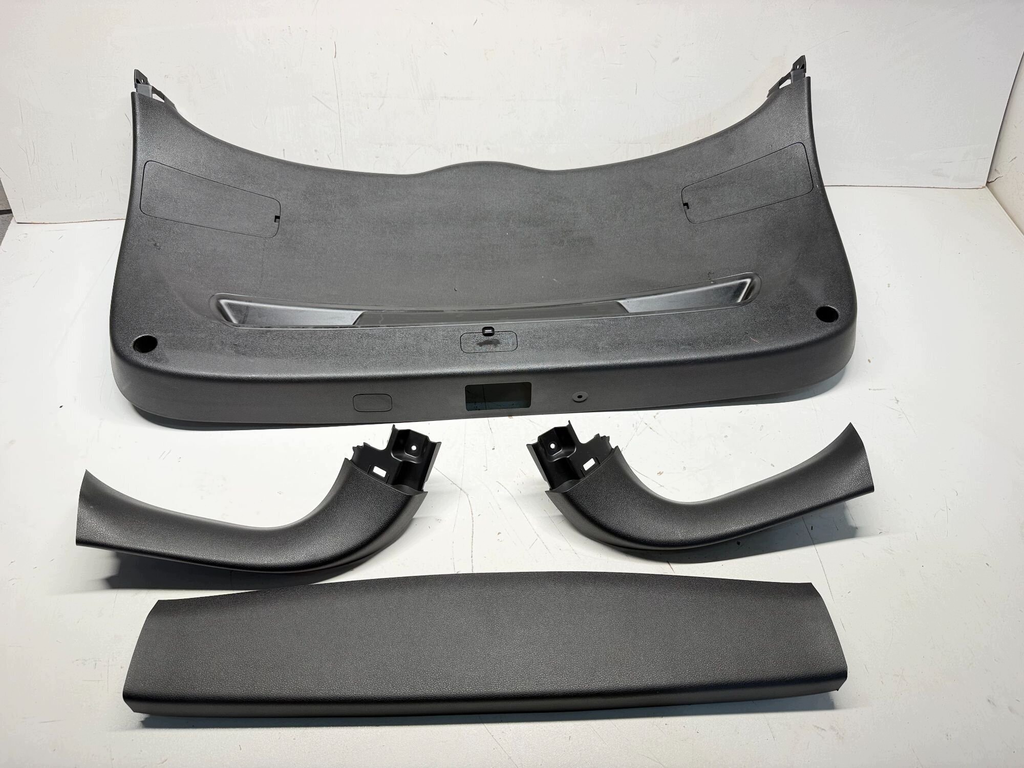 upholstery bonnet boot HYUNDAI TUCSON II 15-21 81750-D7000