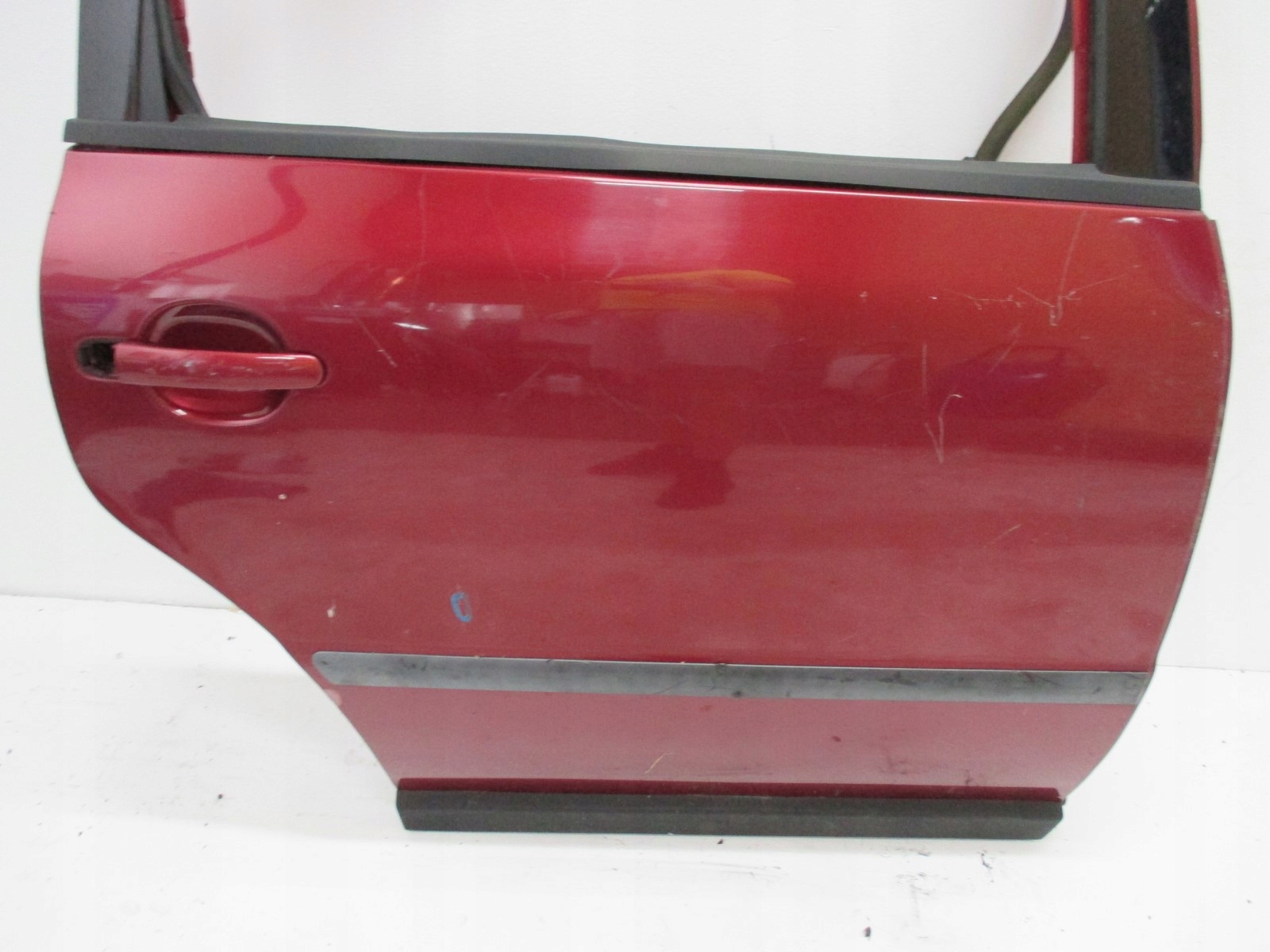 door right rear. VW PASSAT B5 3B0 98R sedan