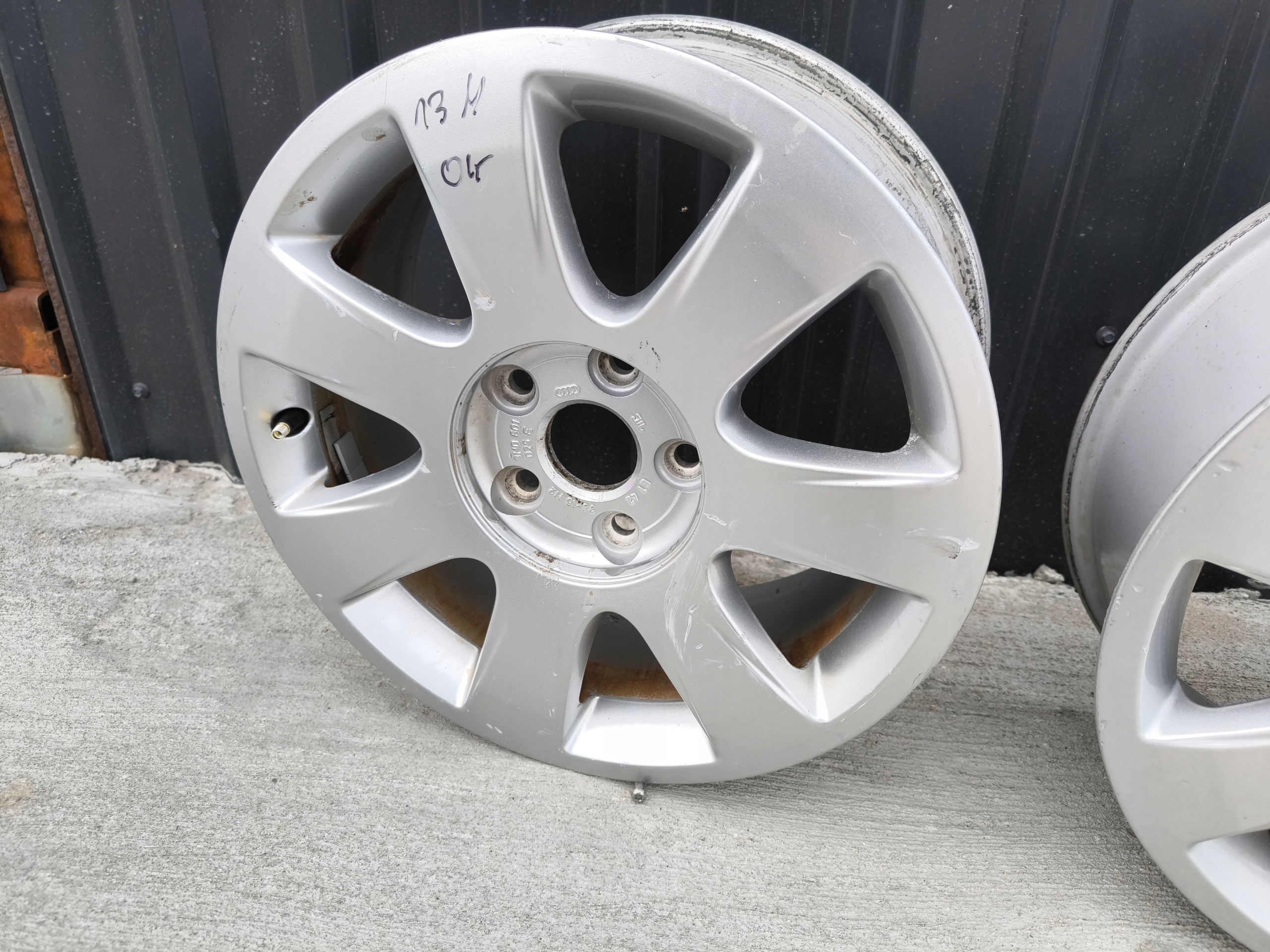 disc discs VW AUDI A3 A4 A6 ITP 7.0J R16 ET42 8H0601025E *13M*
