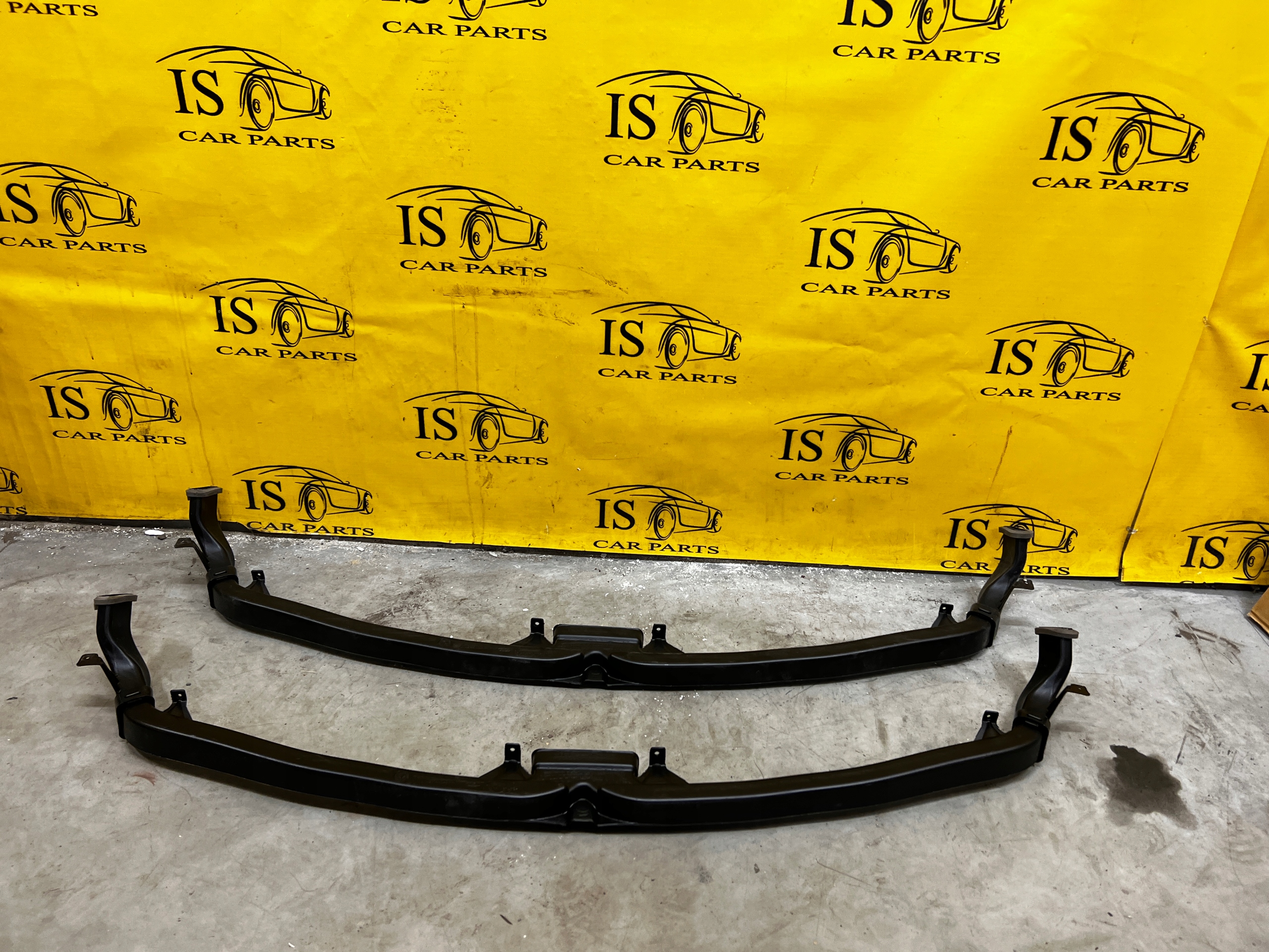 LV4B-19a843-ac - ВОЗДУХОВОД ТУННЕЛЬ ВЕНТИЛЯЦИОННЫЕ ПАНЕЛИ ДЛЯ FORD KUGA MK3