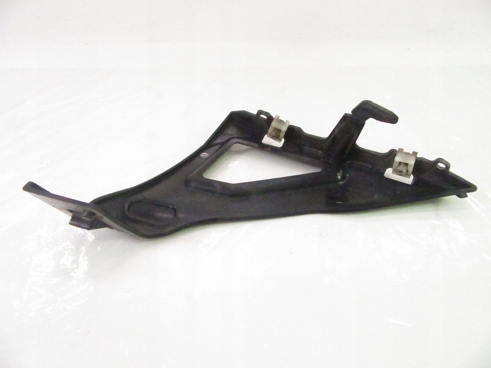 Poignée Support Support plaque Aile Pare choc BMW 7 G11 G12 2015-2019r. Droite