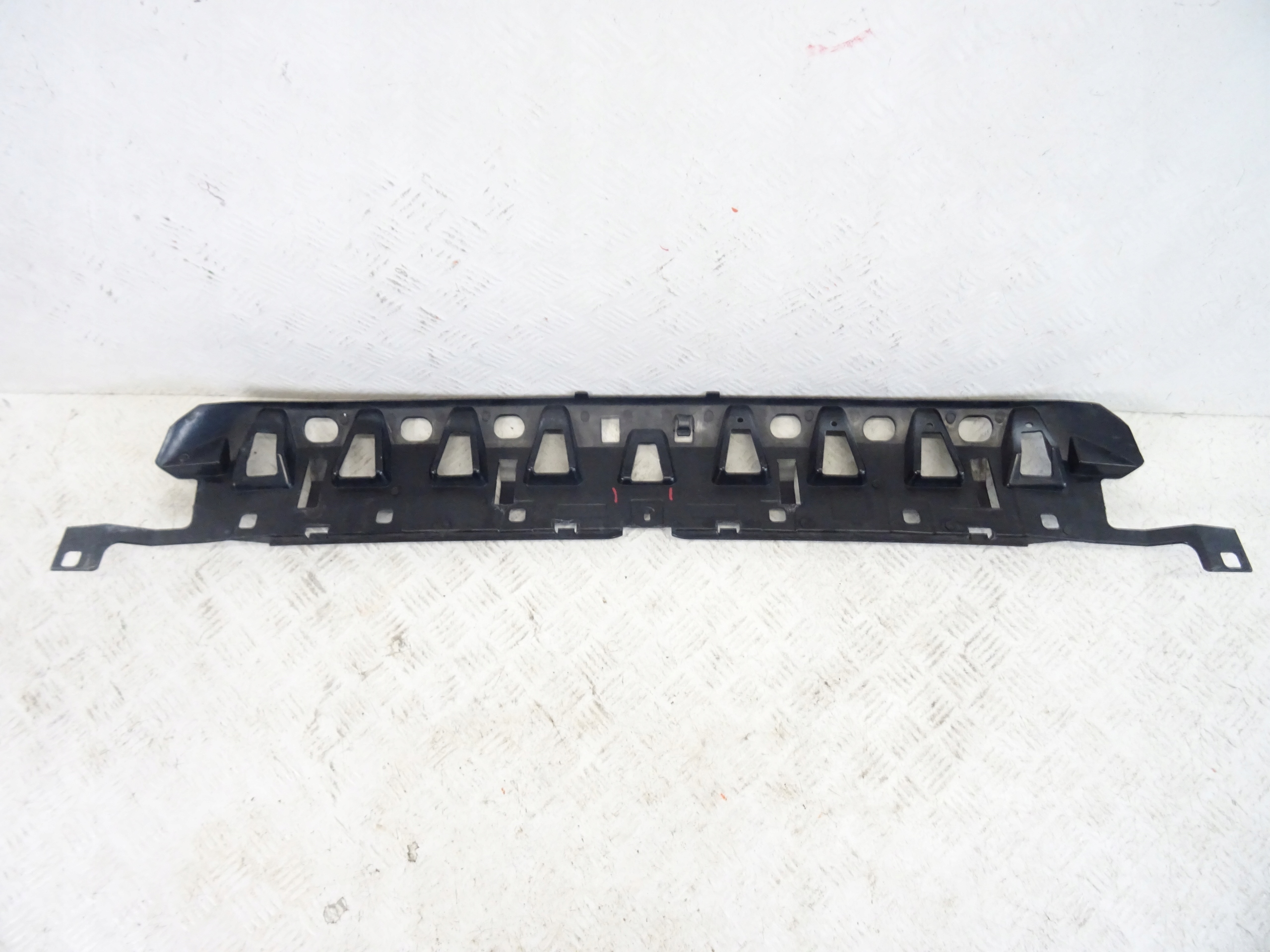 holder bumper bracket front JAGUAR F-PACE X761 HK83-17640-AB