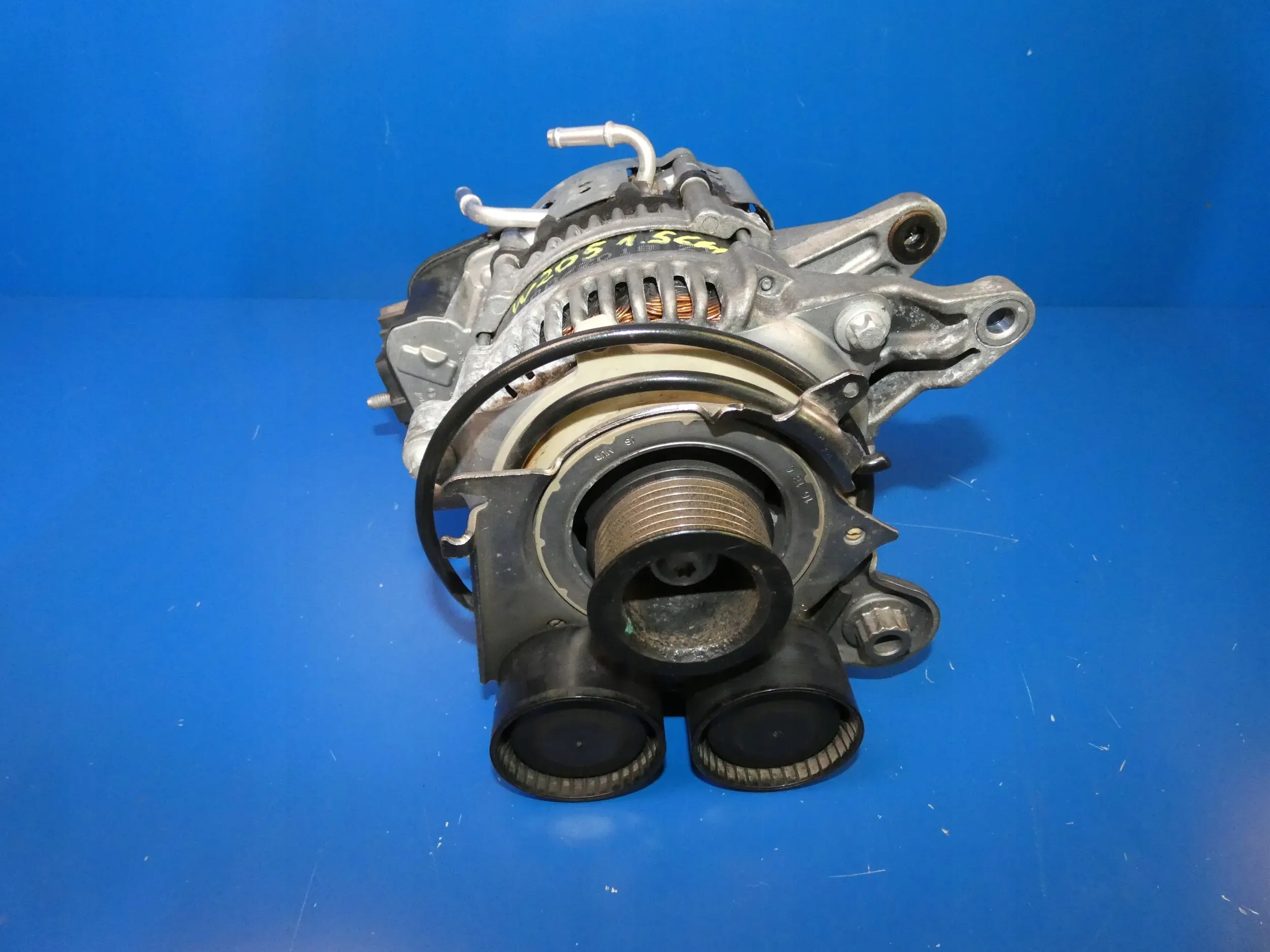 Mercedes C KLASA C205 W205 1.5 CGI 264 ALTERNATOR