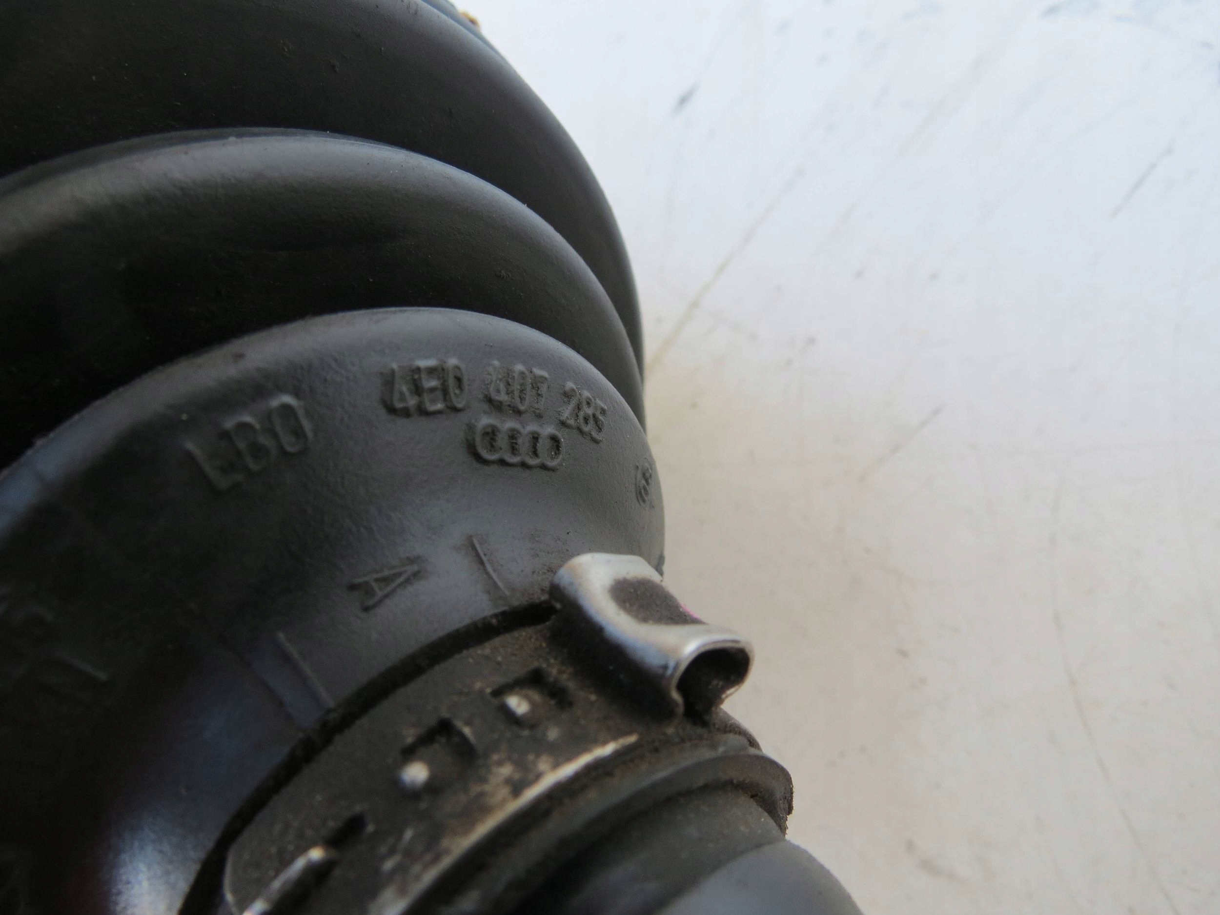 semi-axis rear part left PORSCHE CAYENNE and 7L5 2150157500015