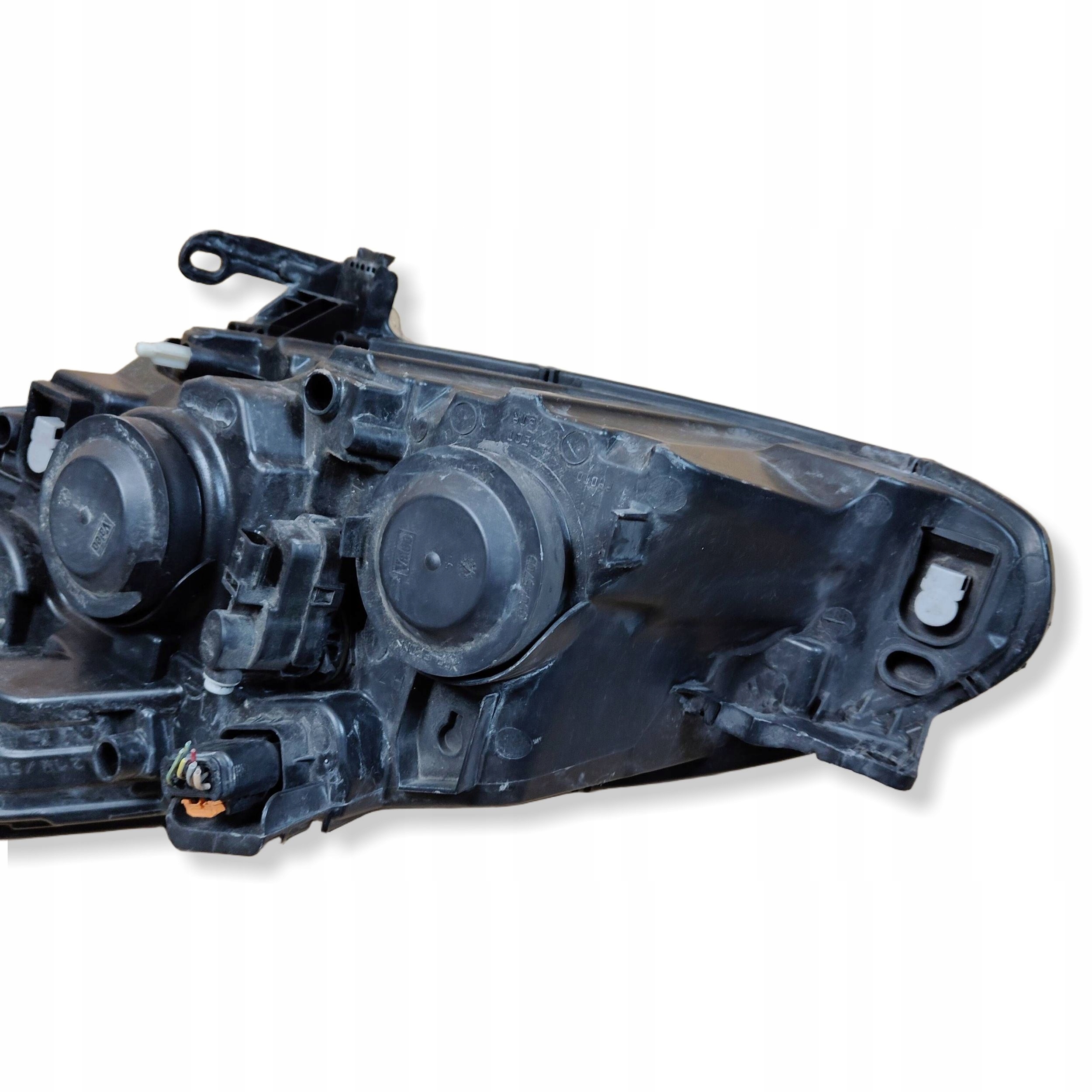 Reflektor front side right Peugeot 208 and 9802221280