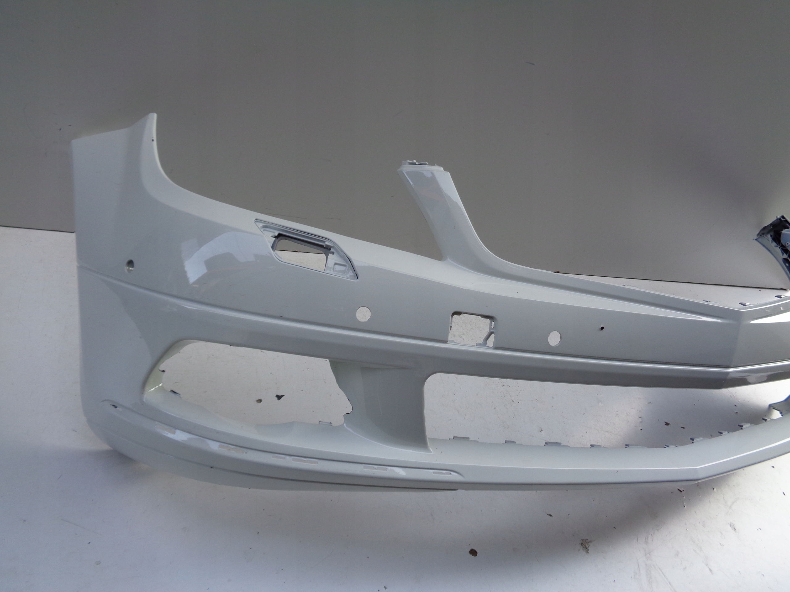 front bumper MERCEDES C-KLASA W204 07-10 NR 51394