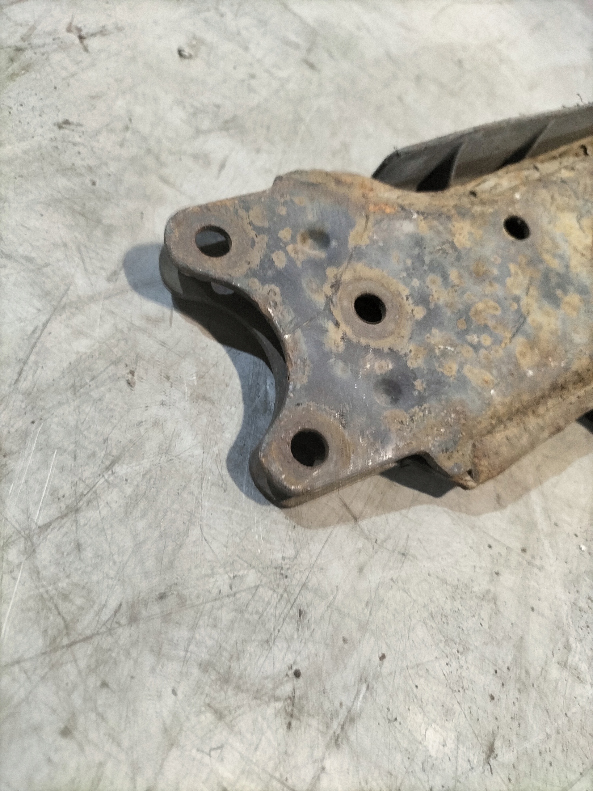 arm front right VW VOLKSWAGEN PASSAT B4