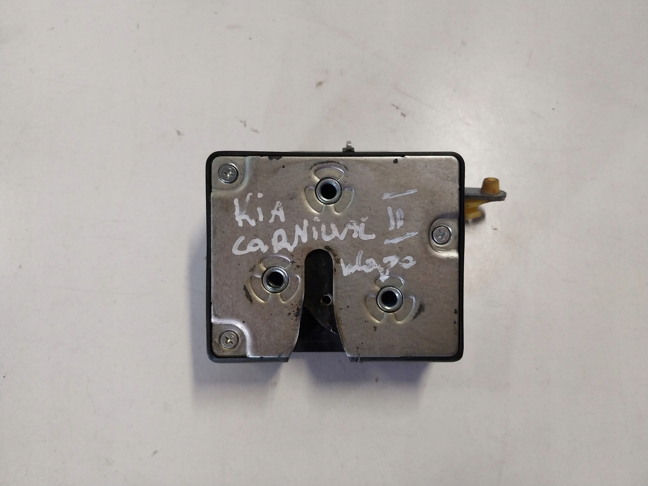 lock bonnet KIA CARNIVAL II 05-14 5D