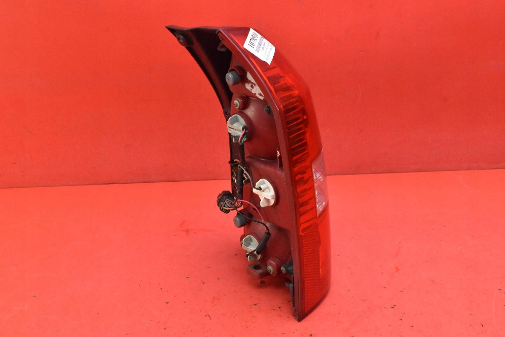 light left rear part rear 92401-2E0 HYUNDAI TUCSON 1 and 04-10