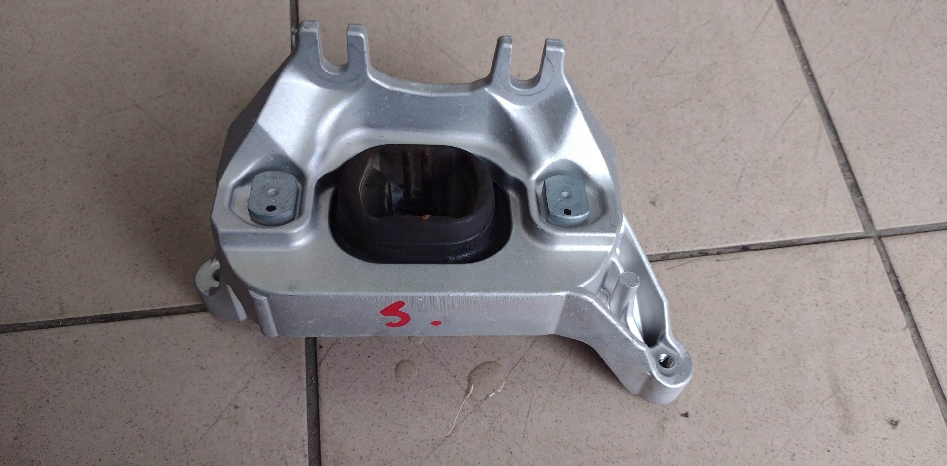 holder gearbox mounting SANDERO III 1.0 112535643R
