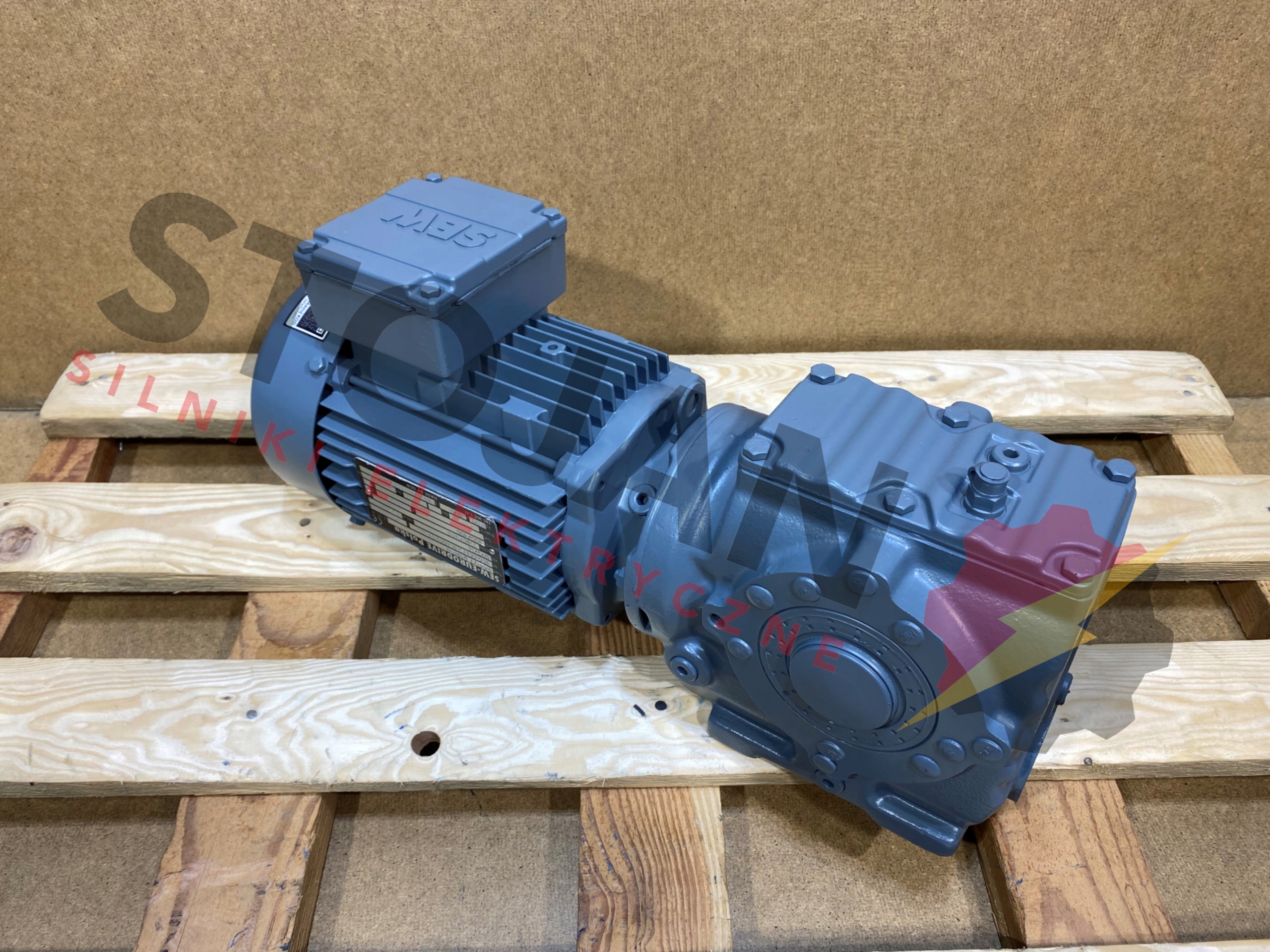 motoreduktor / przekładnia 0,75kW 20obr. 3fazowy SEW