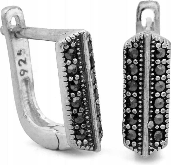 Stříbrné náušnice 925 jsou jedinečné a ideální pro každou příležitost krabička s logem