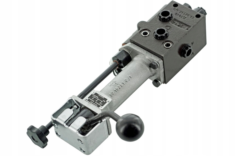 ROZDZIELACZ PODNOSNIKA C 330 HYDROTOR