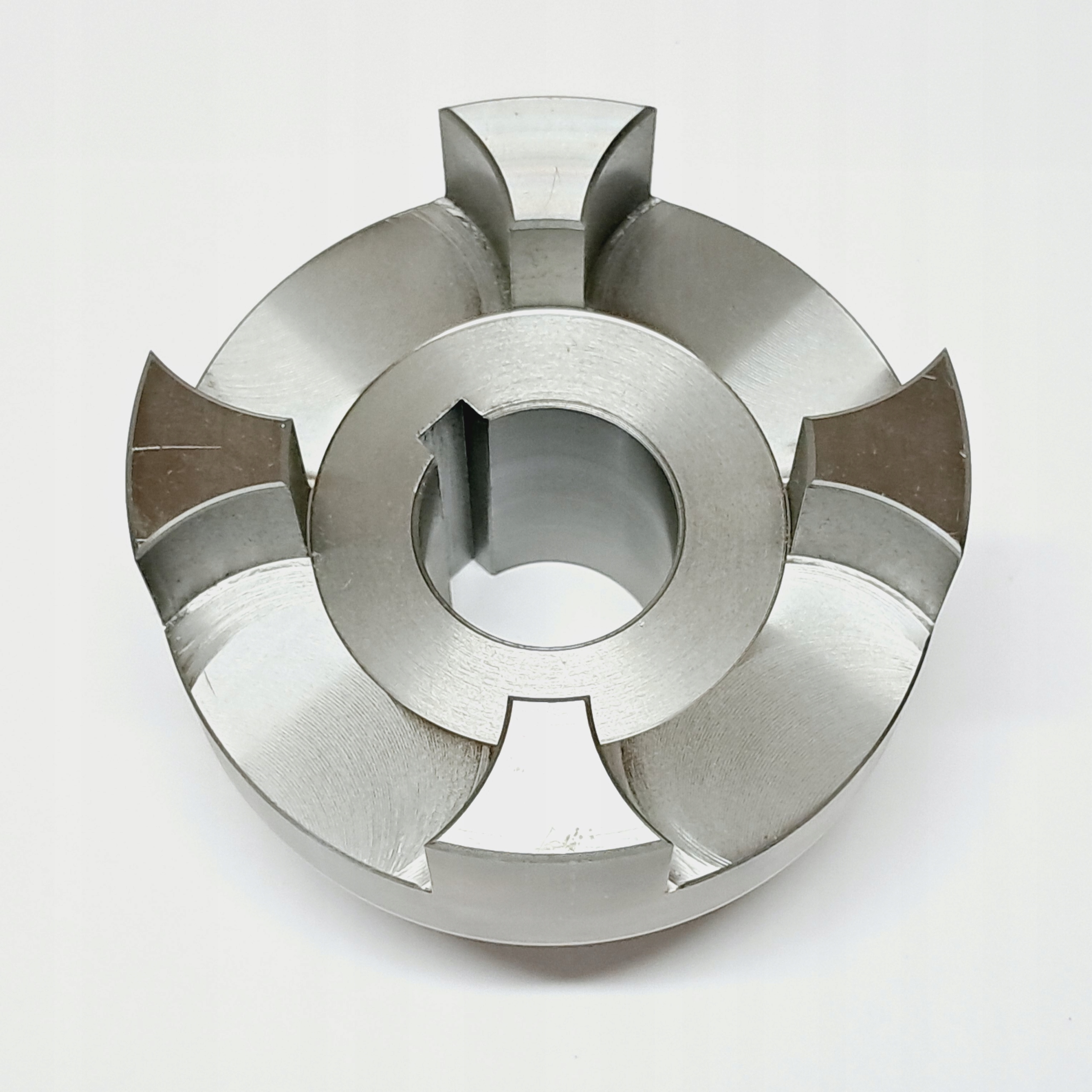 Spojka průměru 120 mm s otvorem fi40 w10 polovina fi120 L160