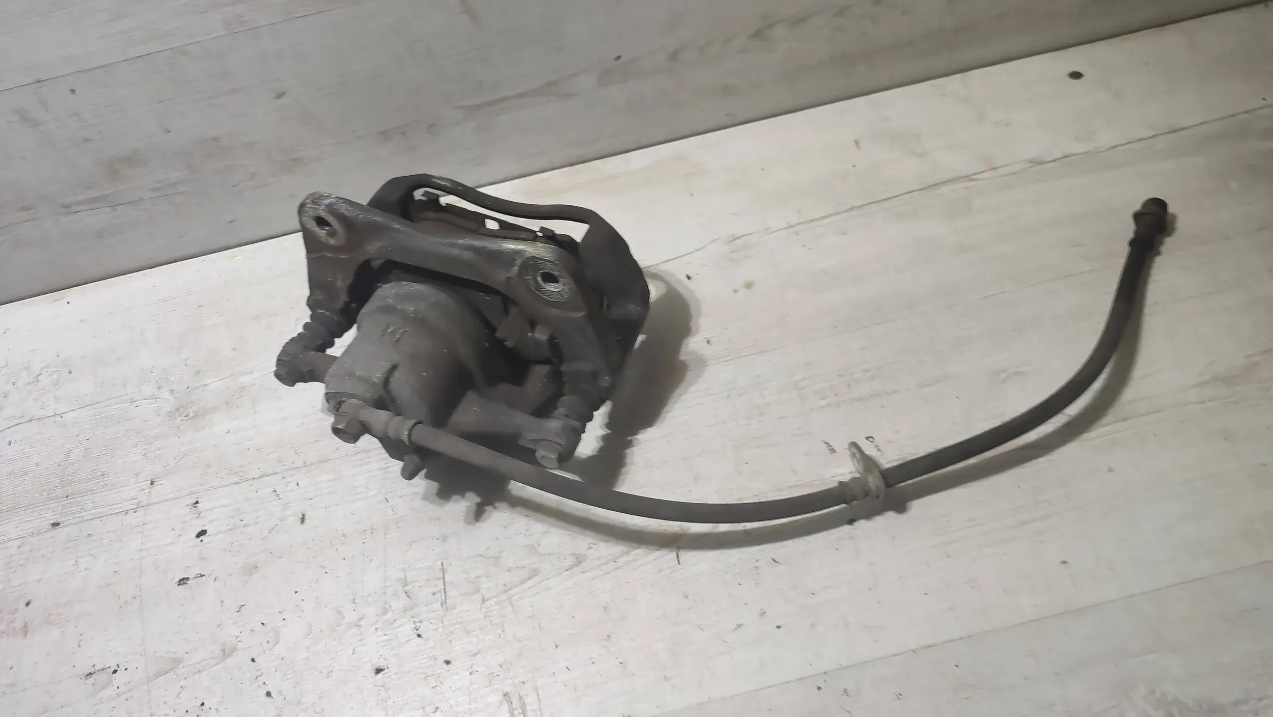 Toyota C-HR and 1.2 19r caliper left front