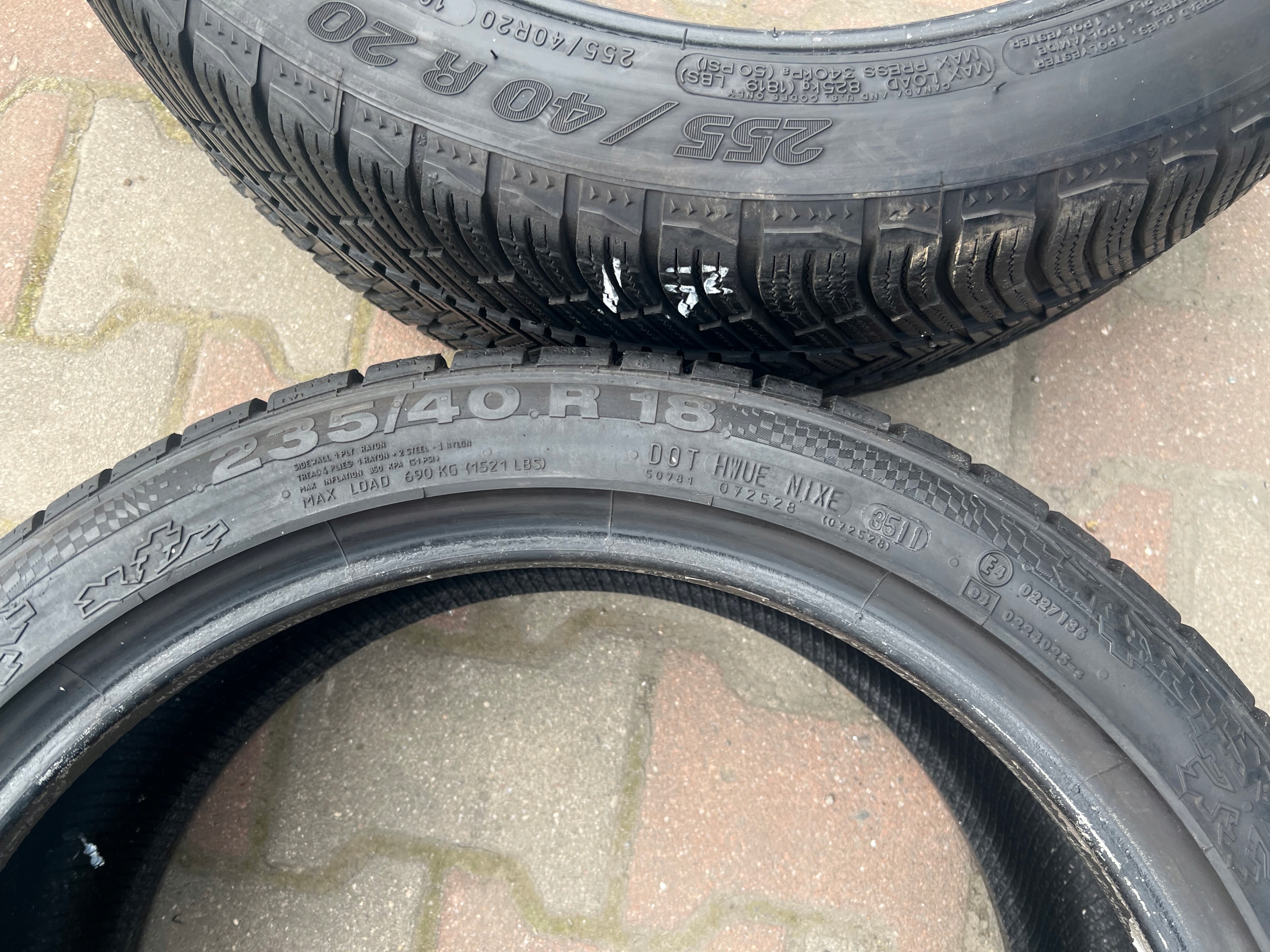 OPONY ZIMA CONTINENTAL CONTACT TS 810S 235/40/18 Marka Continental