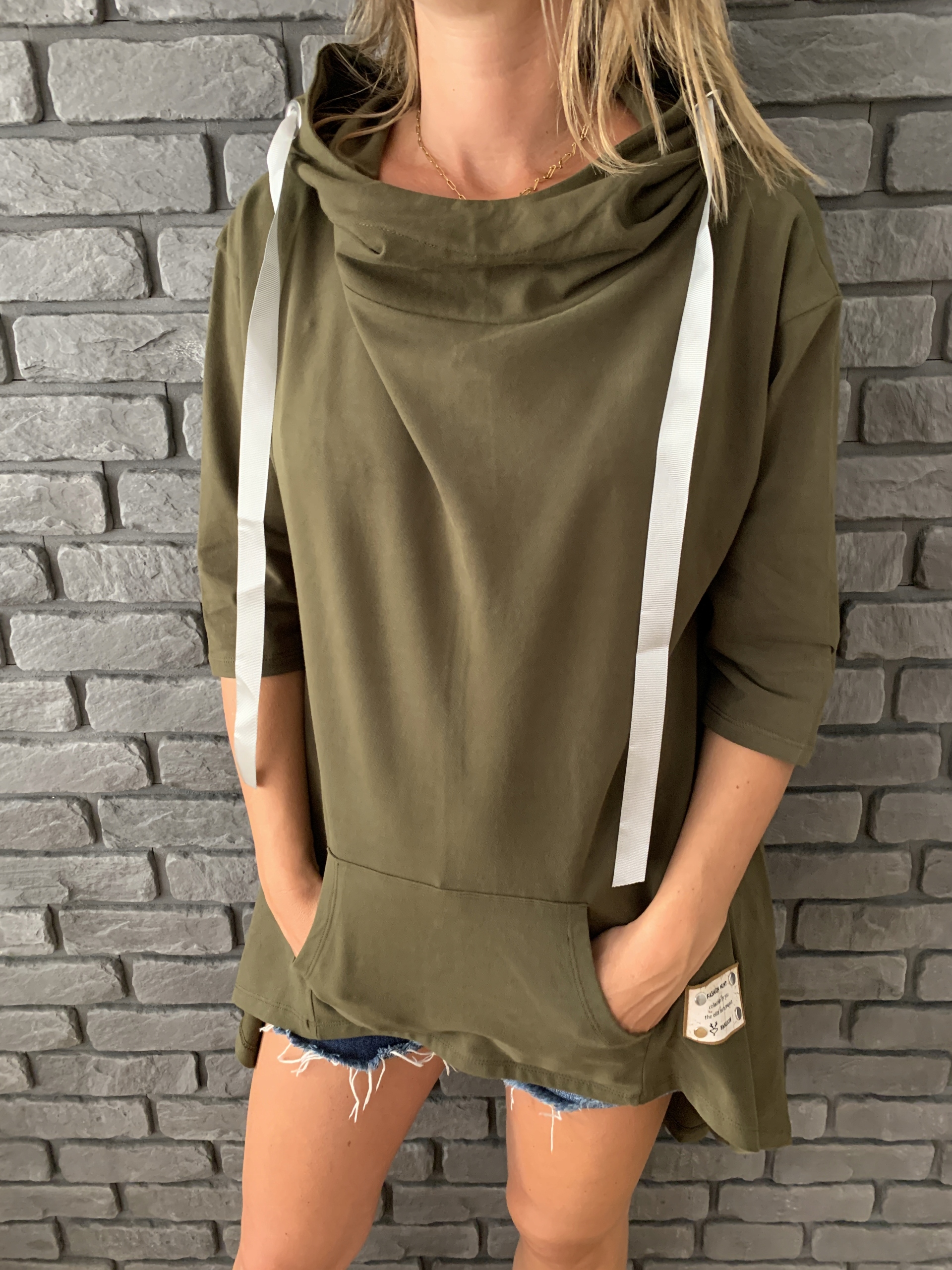 

Asymetryczna Bluza Oversize Z Kapturem 10 Kolorów