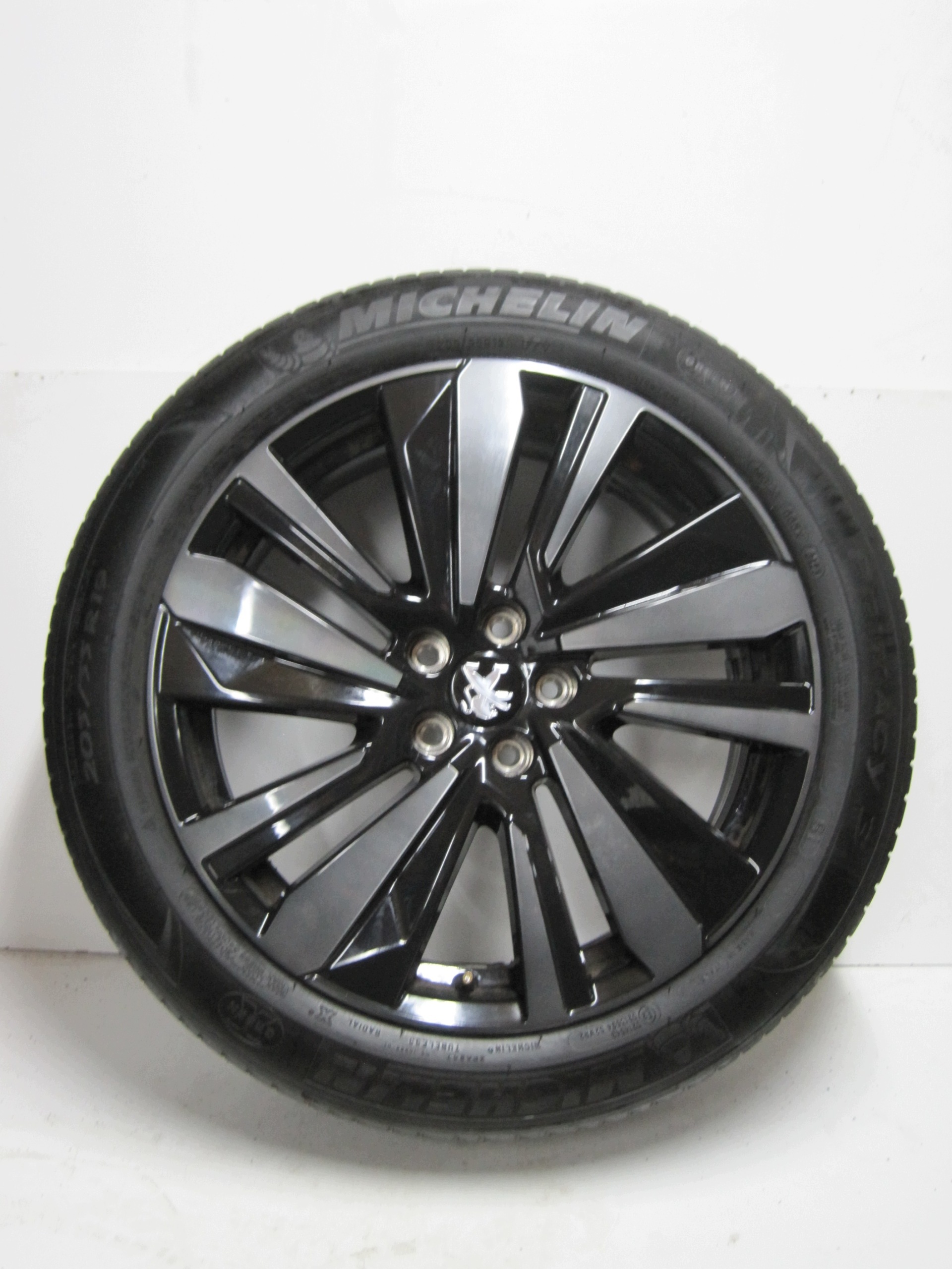 wheels discs tyres PEUGEOT 3008 R19 5MM