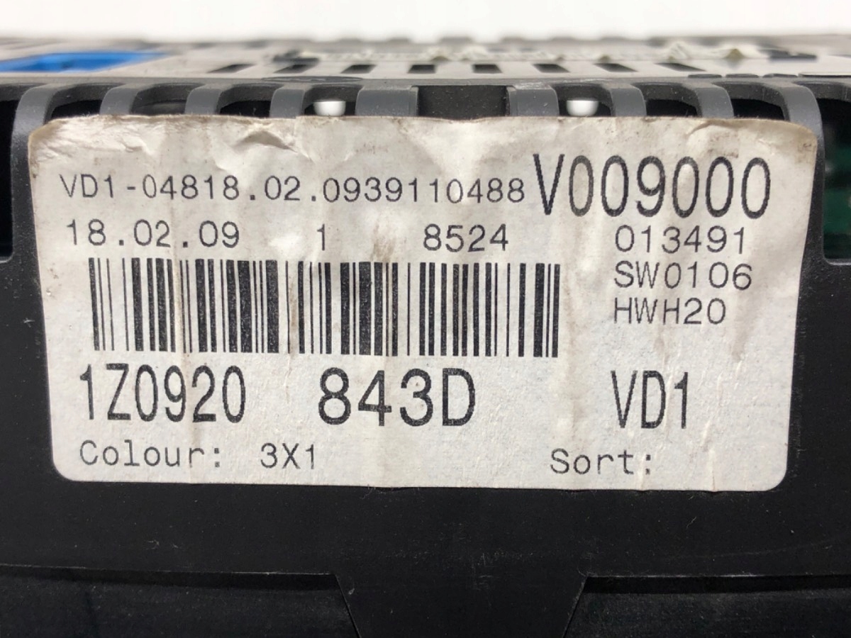 LICZNIK SKODA OCTAVIA II 1Z0920843D 2.0 140KM 04-13 ZEGARY