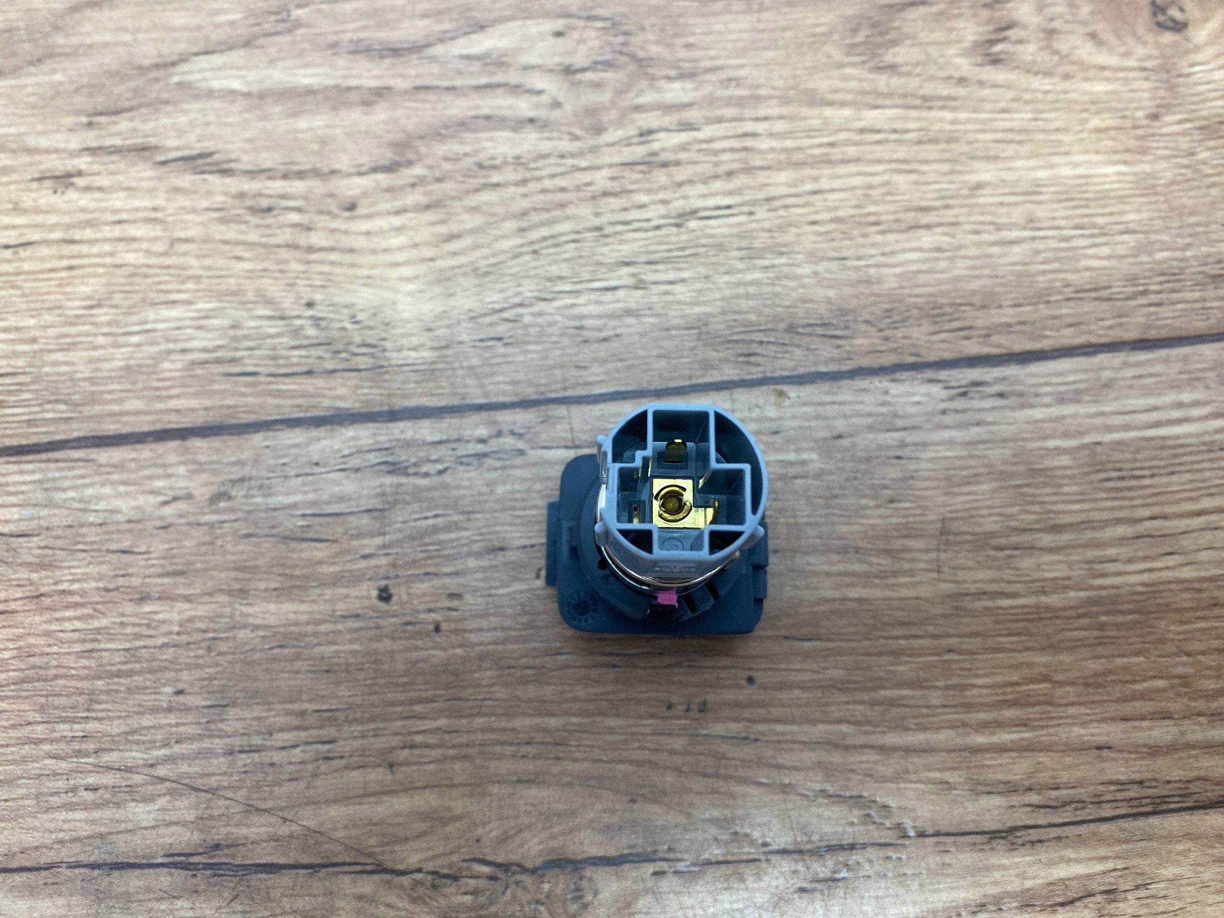 adapter 12V Ford Edge II 2019+