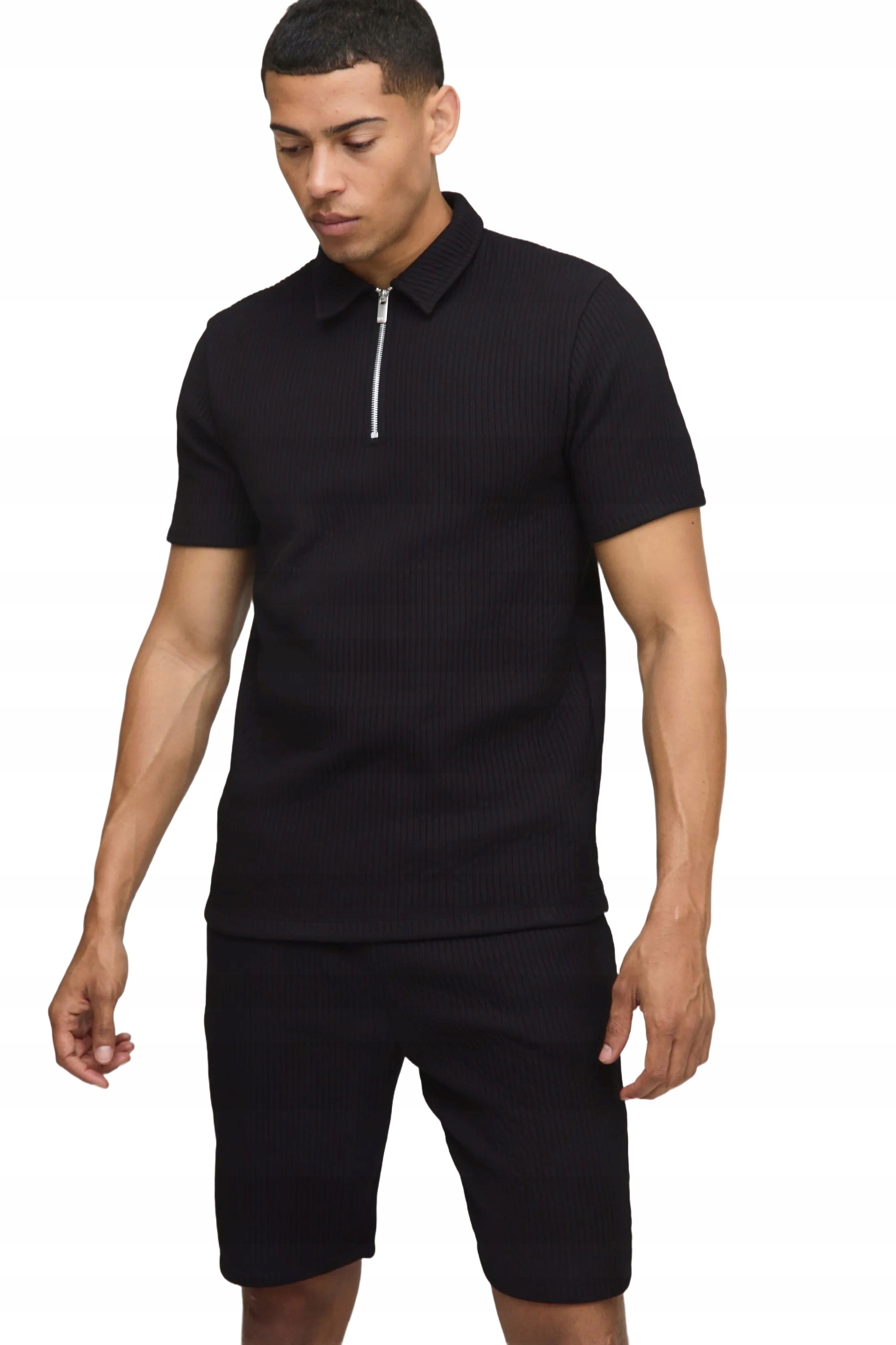 Boohooman Pánský Černý Komplet S Krátkým Rukávem A Zipem XL Z3A