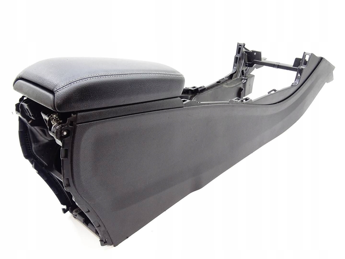 armrest TUNEL central leather MERCEDES A W176 A1766801300