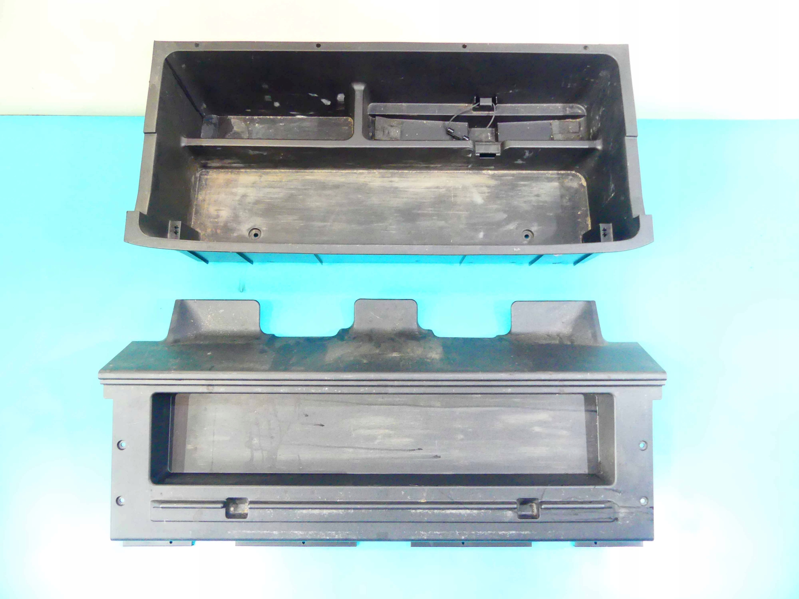 SCHOWEK BAGAŻNIKA WKŁAD TOYOTA RAV4 III